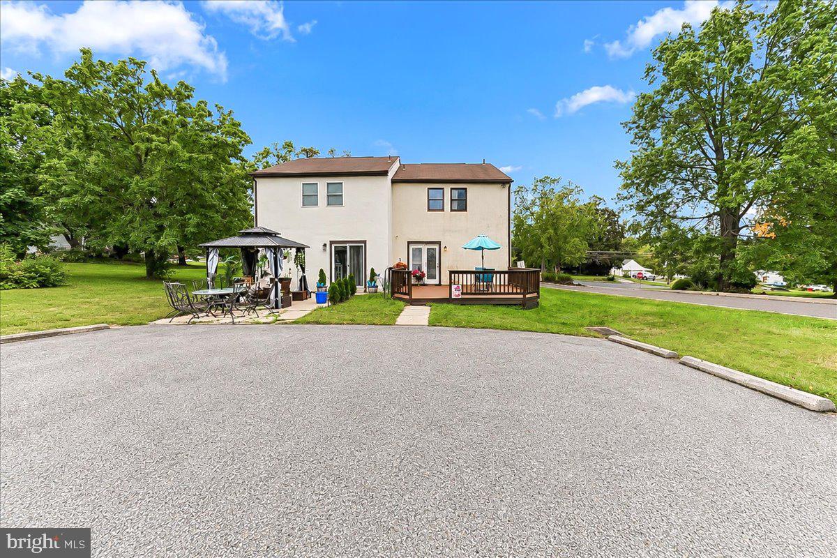 102 WALNUT RIDGE EST