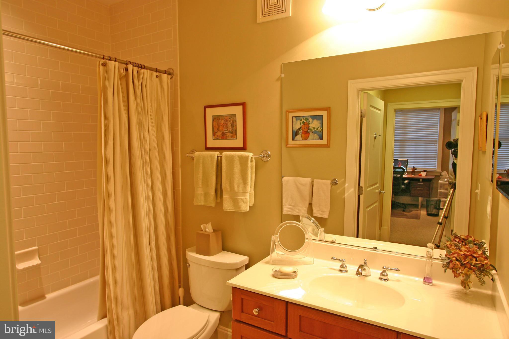 LIBERTY ROW - Residential