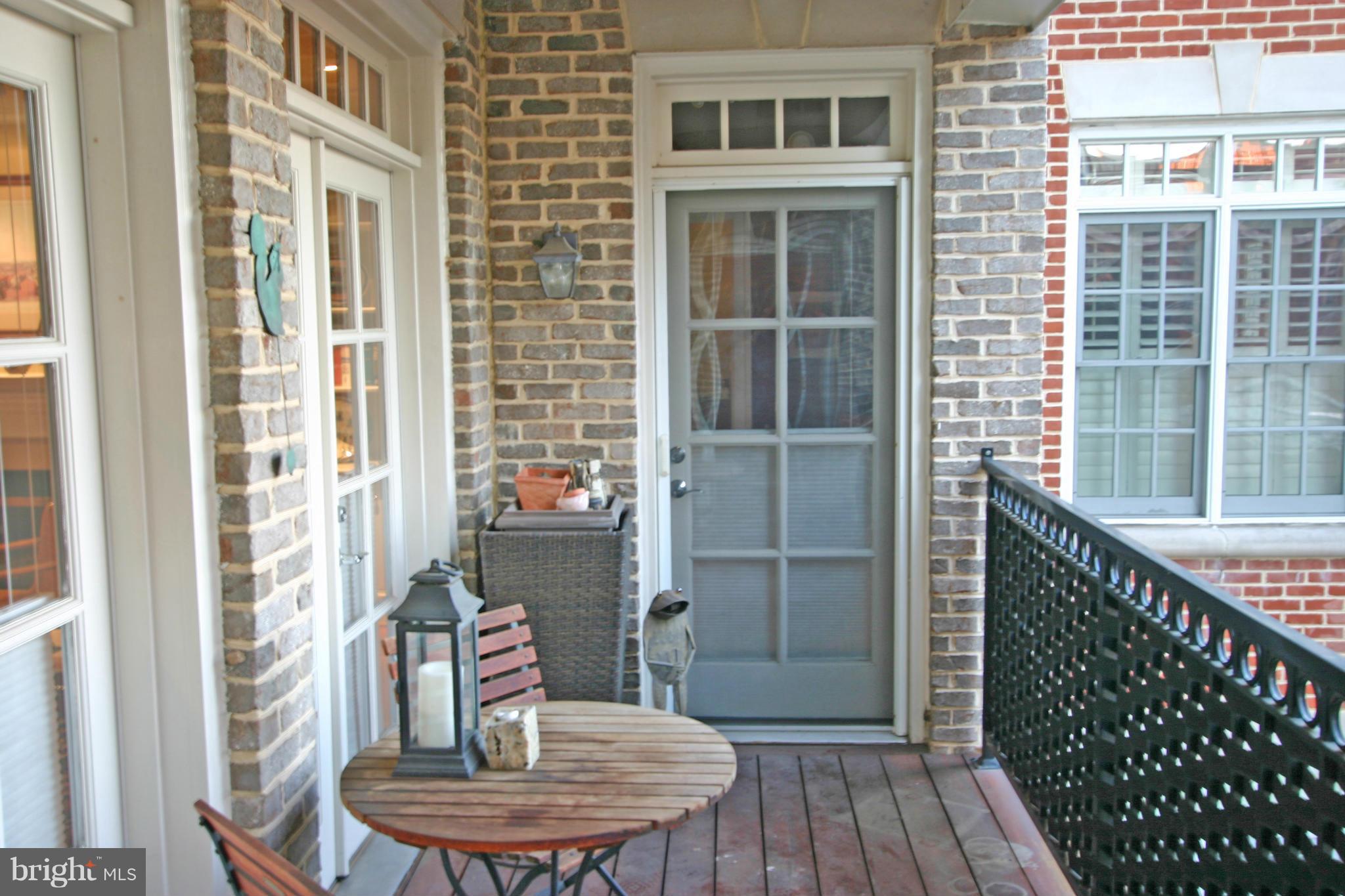 LIBERTY ROW - Residential