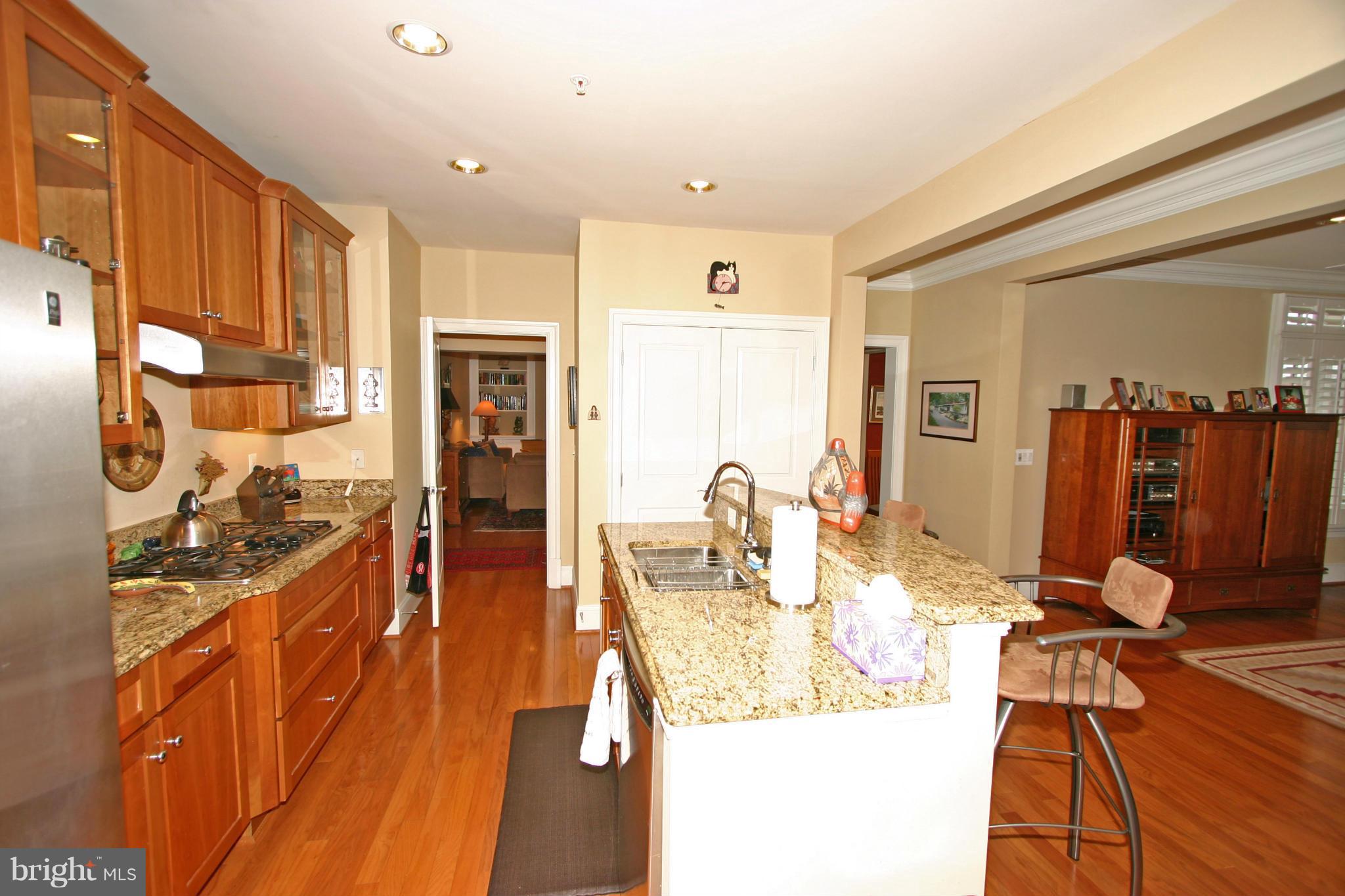 LIBERTY ROW - Residential