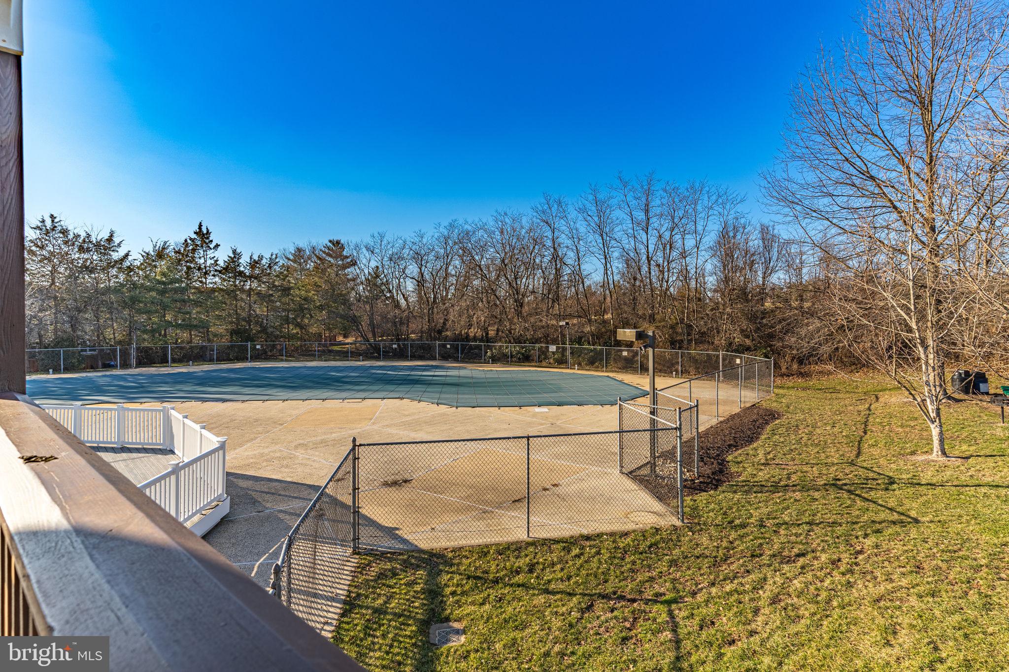 TIERS OF MANCHESTER LAKES - Residential