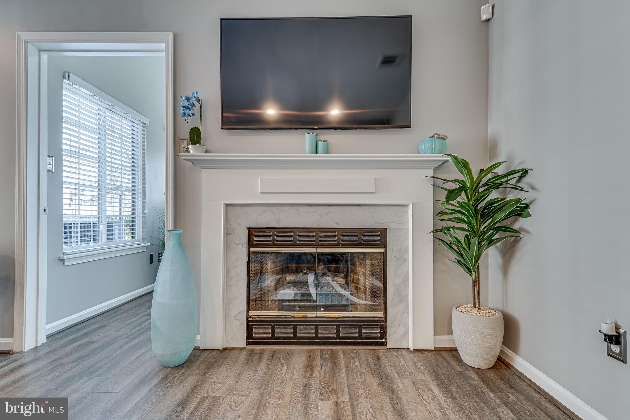 TIERS OF MANCHESTER LAKES - Residential