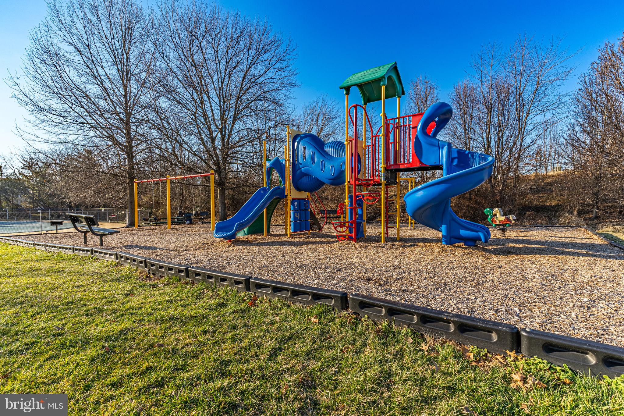 TIERS OF MANCHESTER LAKES - Residential