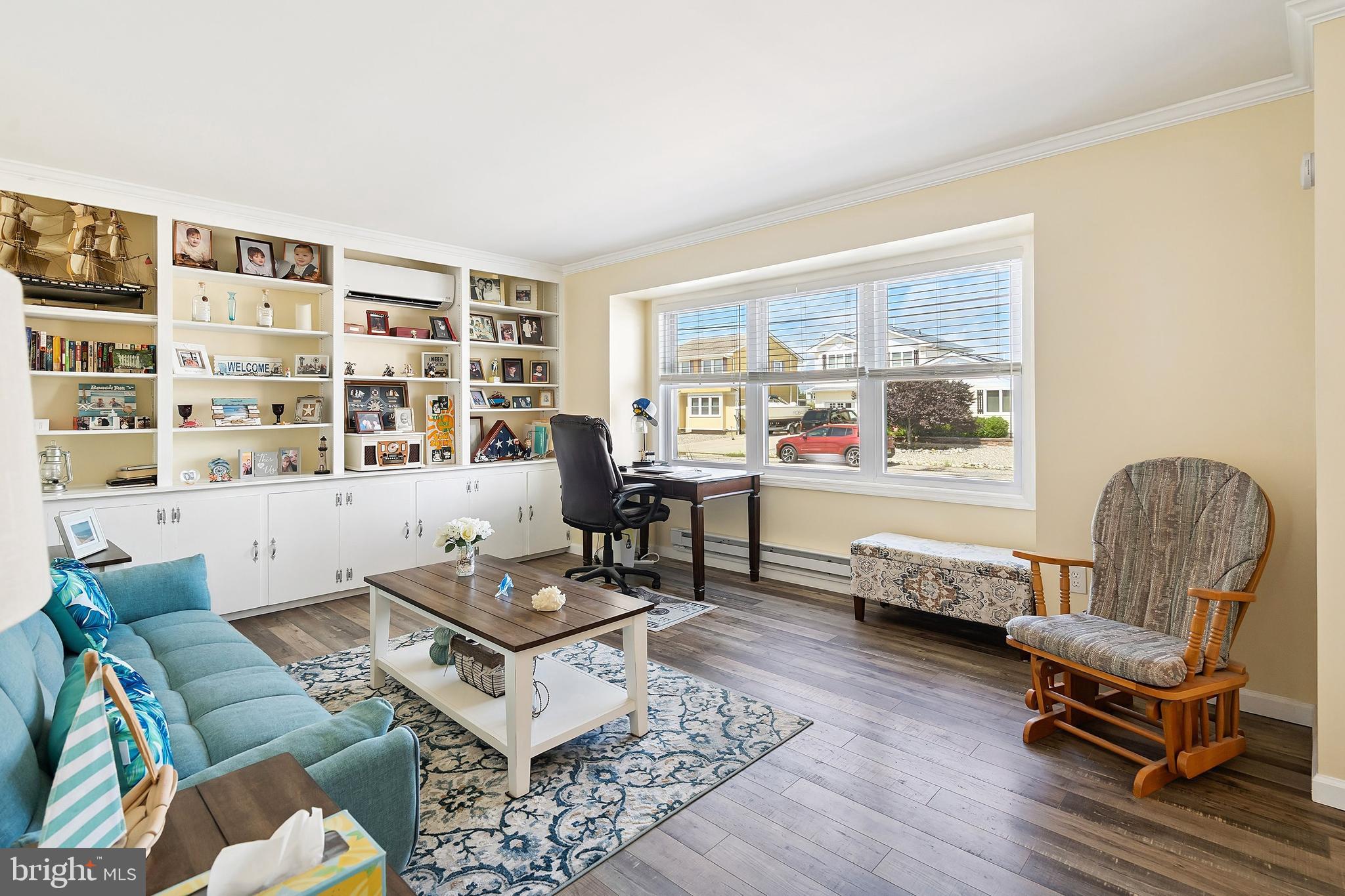 8 S BOSTON DRIVE