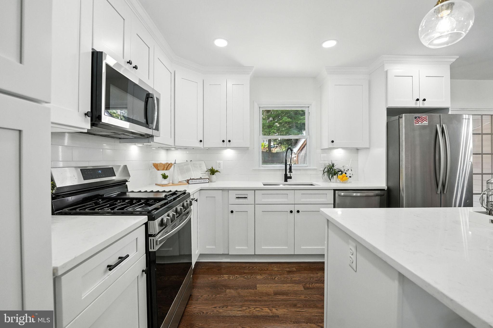 DALE CITY - Residential