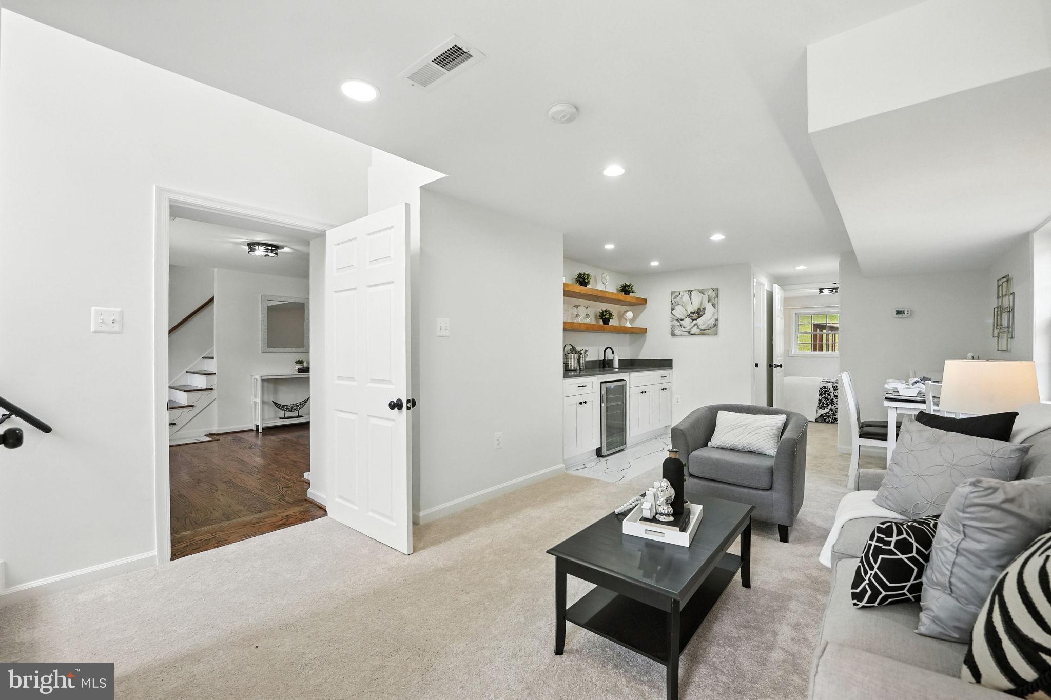 DALE CITY - Residential