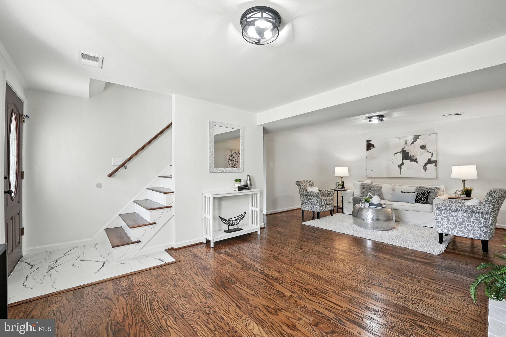 DALE CITY - Residential