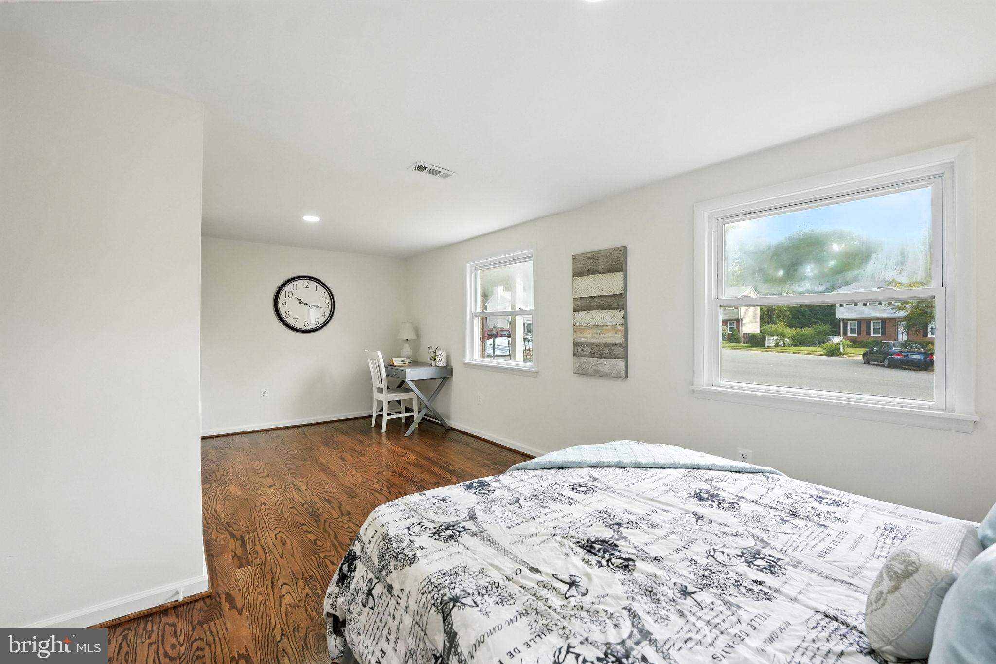 DALE CITY - Residential