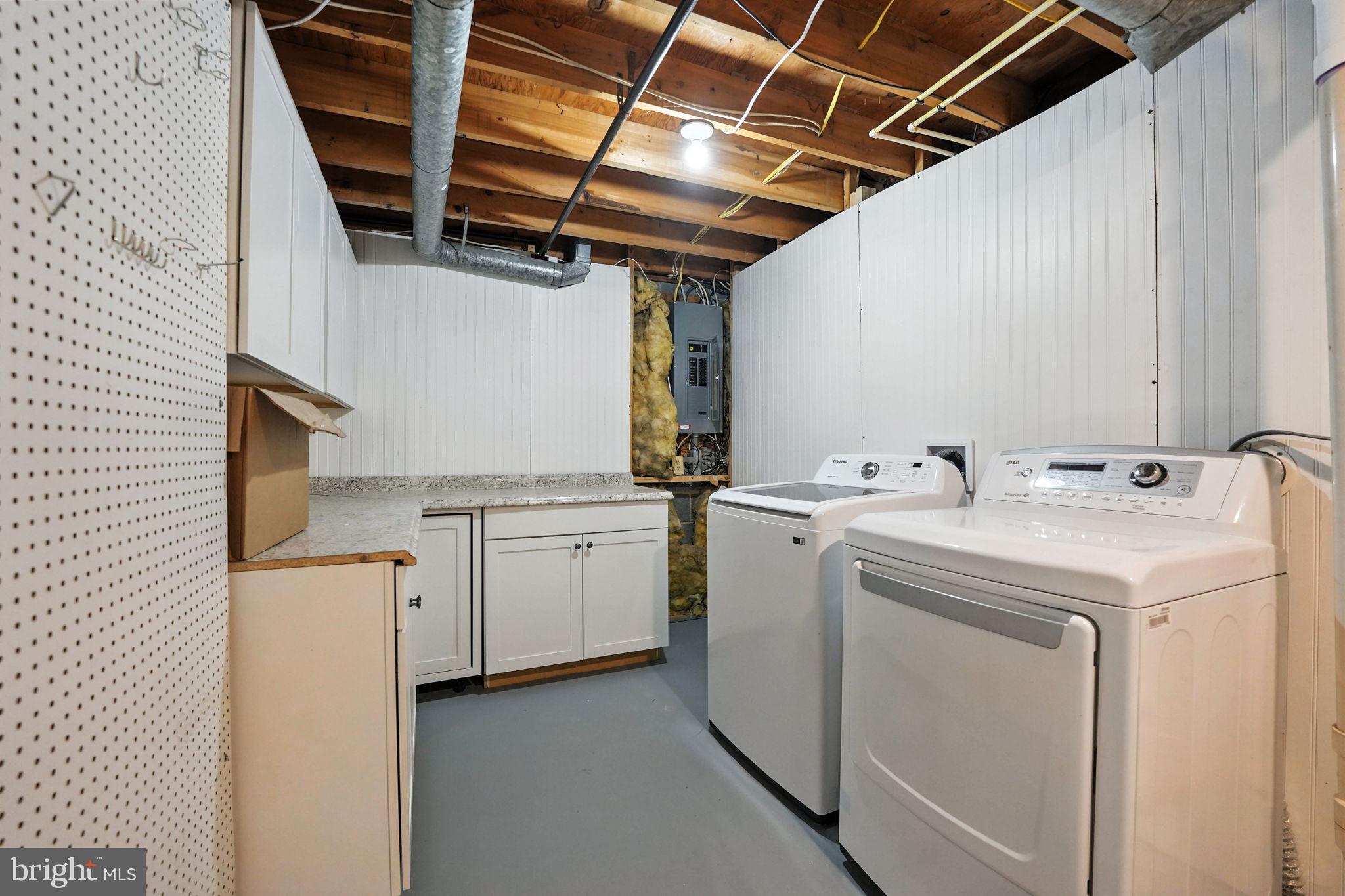 DALE CITY - Residential