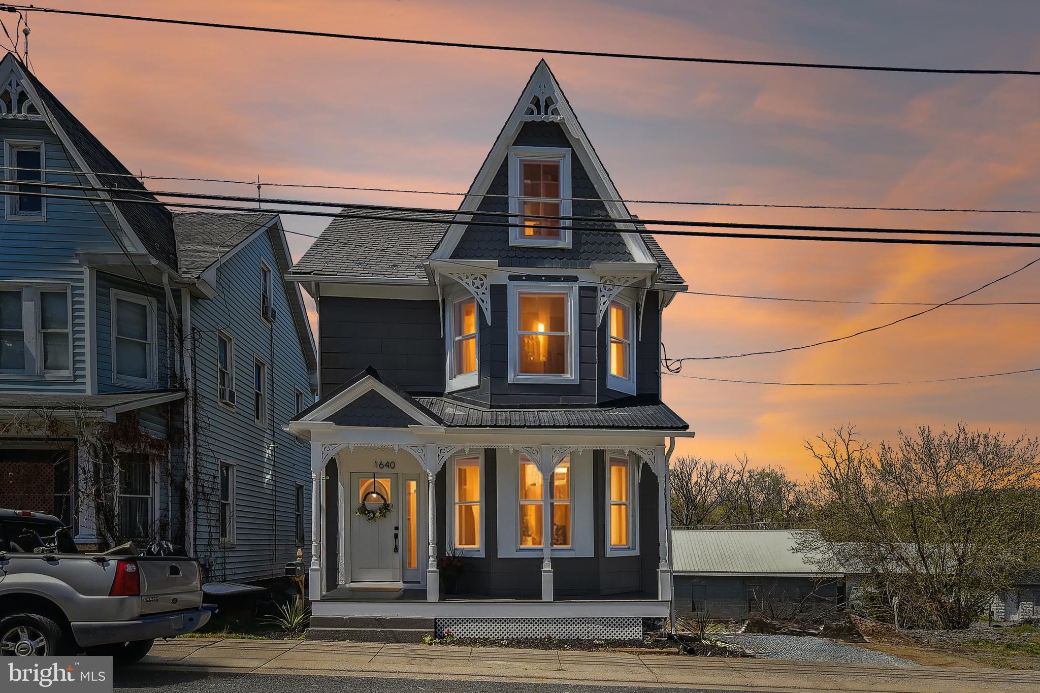 CARDIFF - Residential