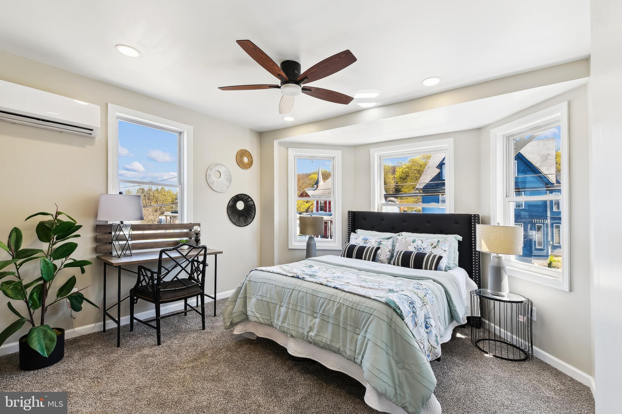 CARDIFF - Residential