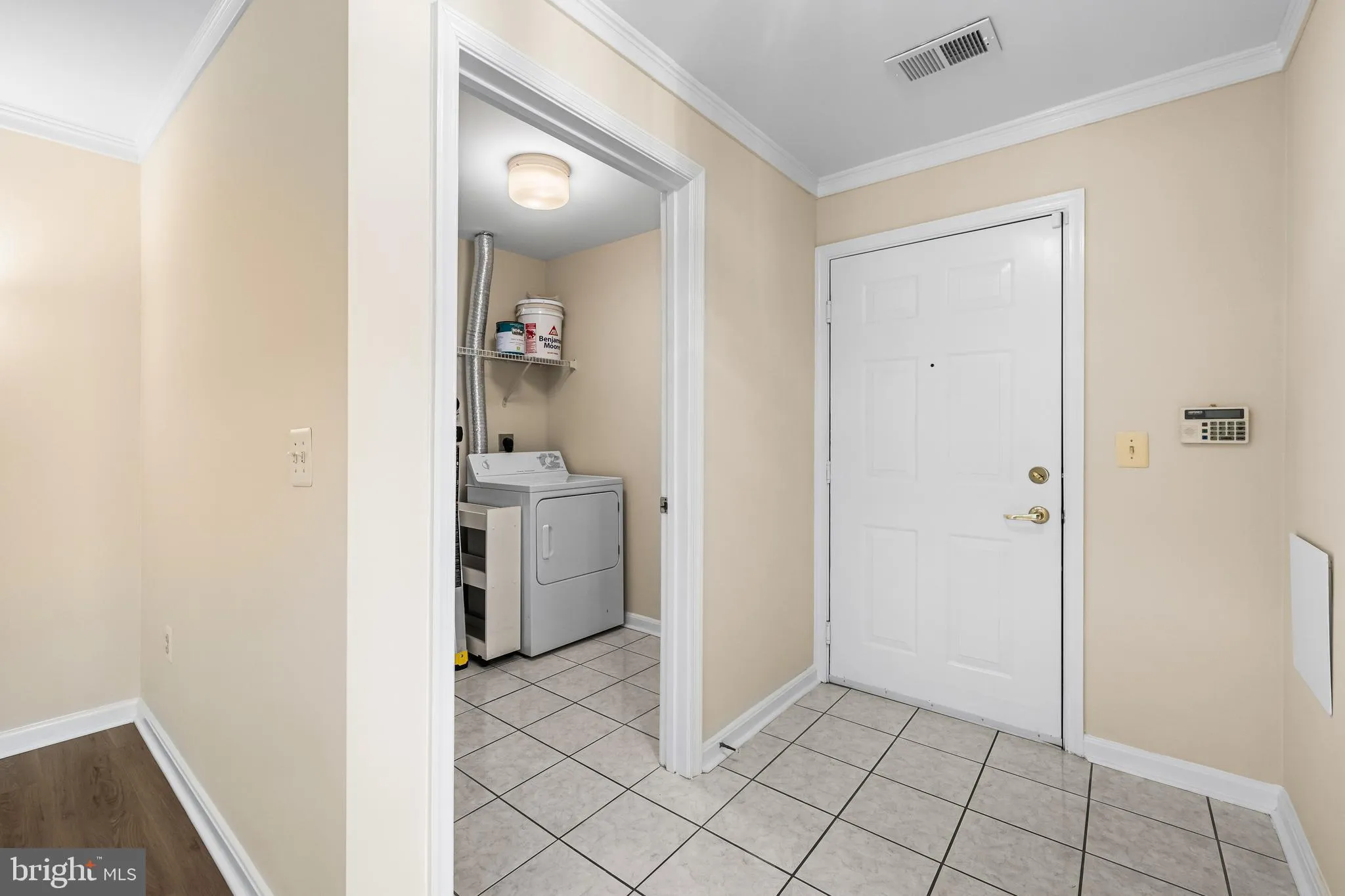 Pikesville, Maryland 21208, United States, 3 Bedrooms Bedrooms, ,2 BathroomsBathrooms,Residential,Pending,21786