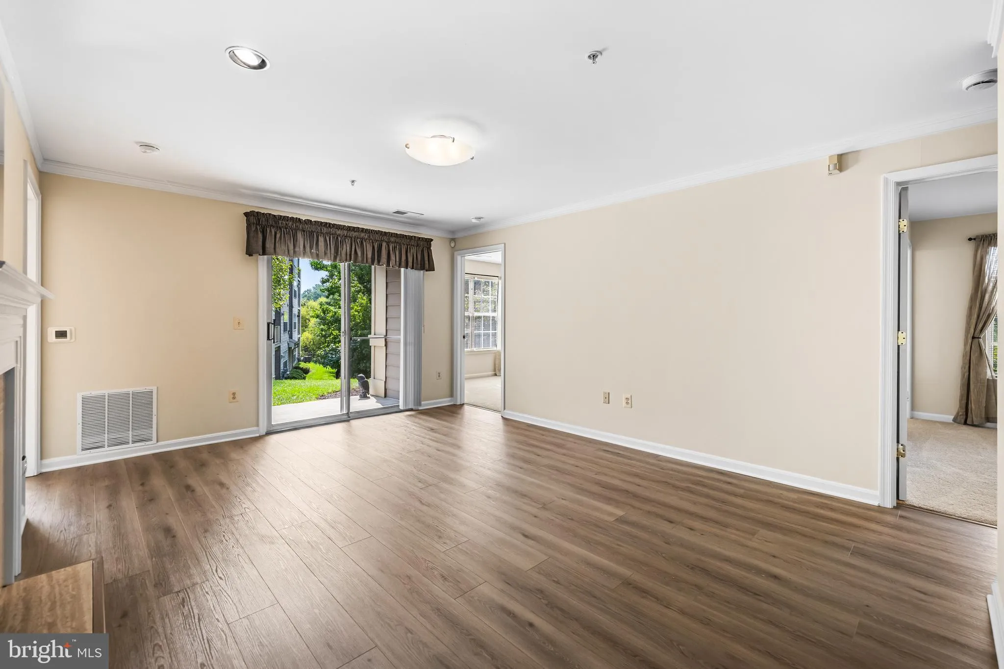 Pikesville, Maryland 21208, United States, 3 Bedrooms Bedrooms, ,2 BathroomsBathrooms,Residential,Pending,21786