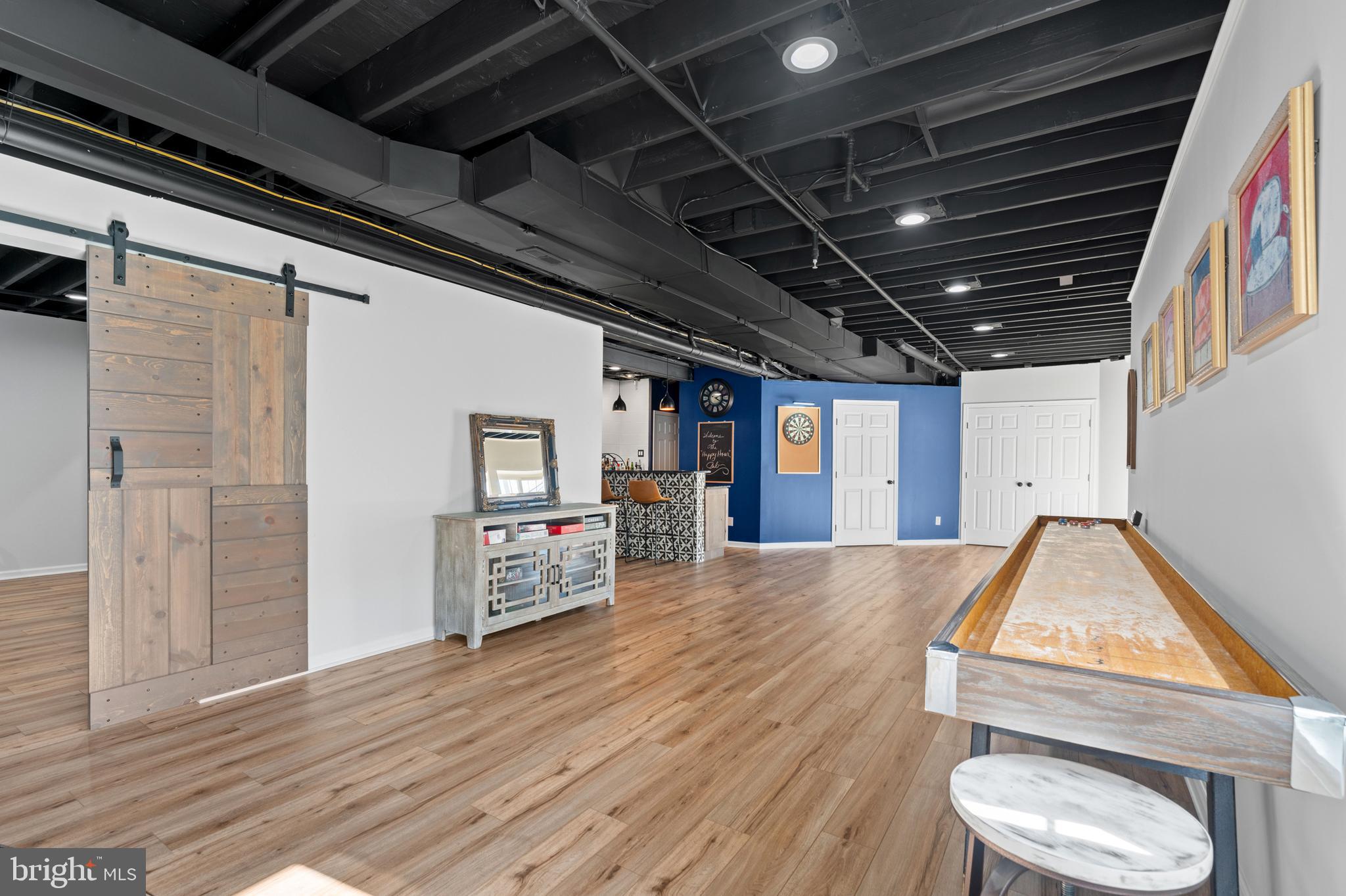 ESTATES AT WARRINGTON RIDGE - Residential