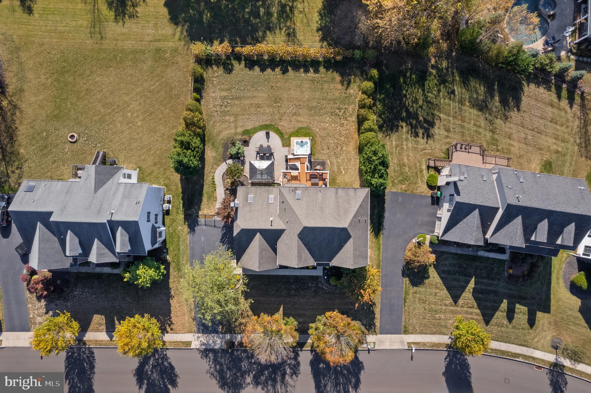 ESTATES AT WARRINGTON RIDGE - Residential