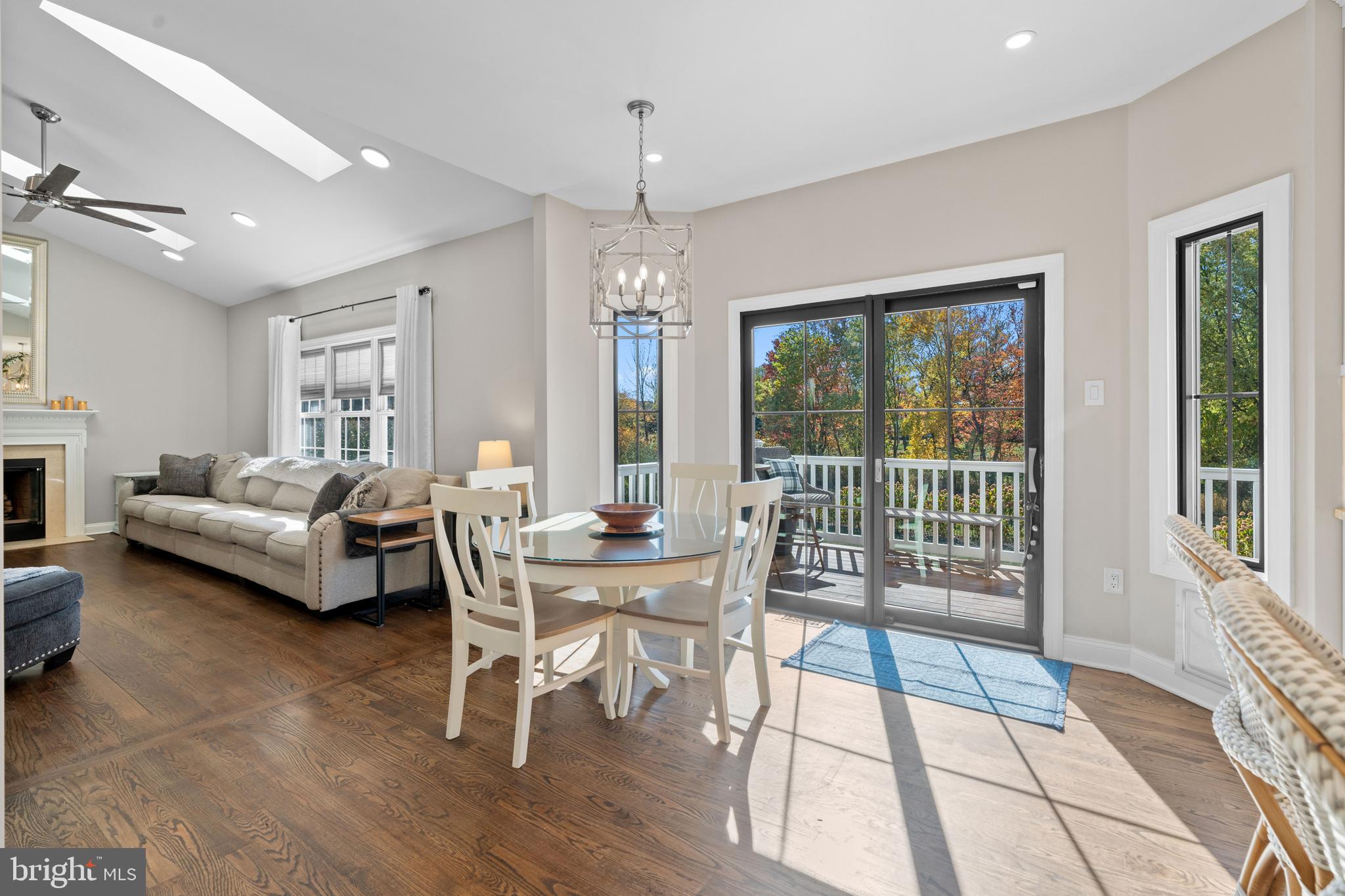 ESTATES AT WARRINGTON RIDGE - Residential