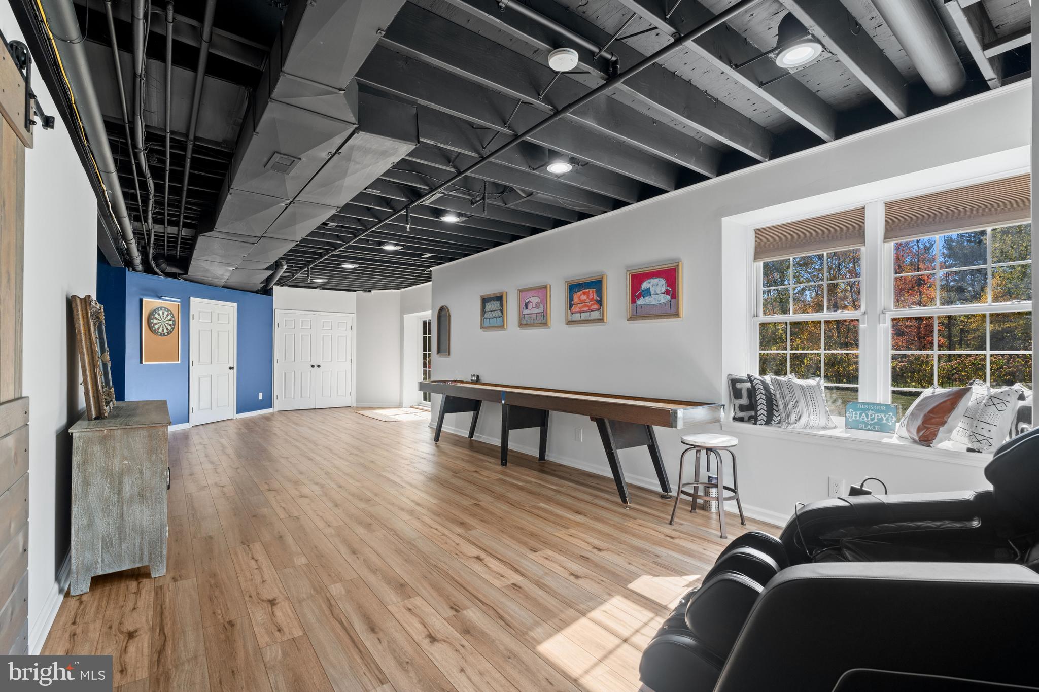 ESTATES AT WARRINGTON RIDGE - Residential