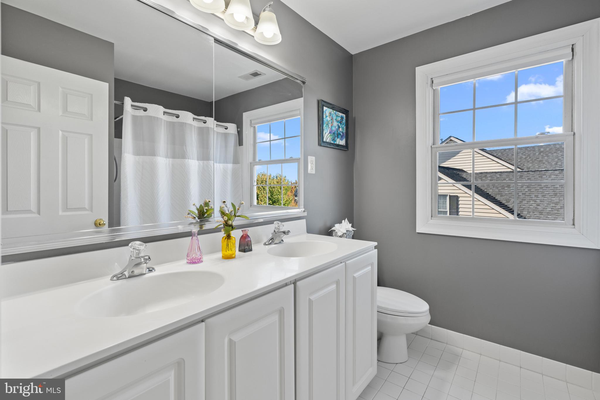 ESTATES AT WARRINGTON RIDGE - Residential