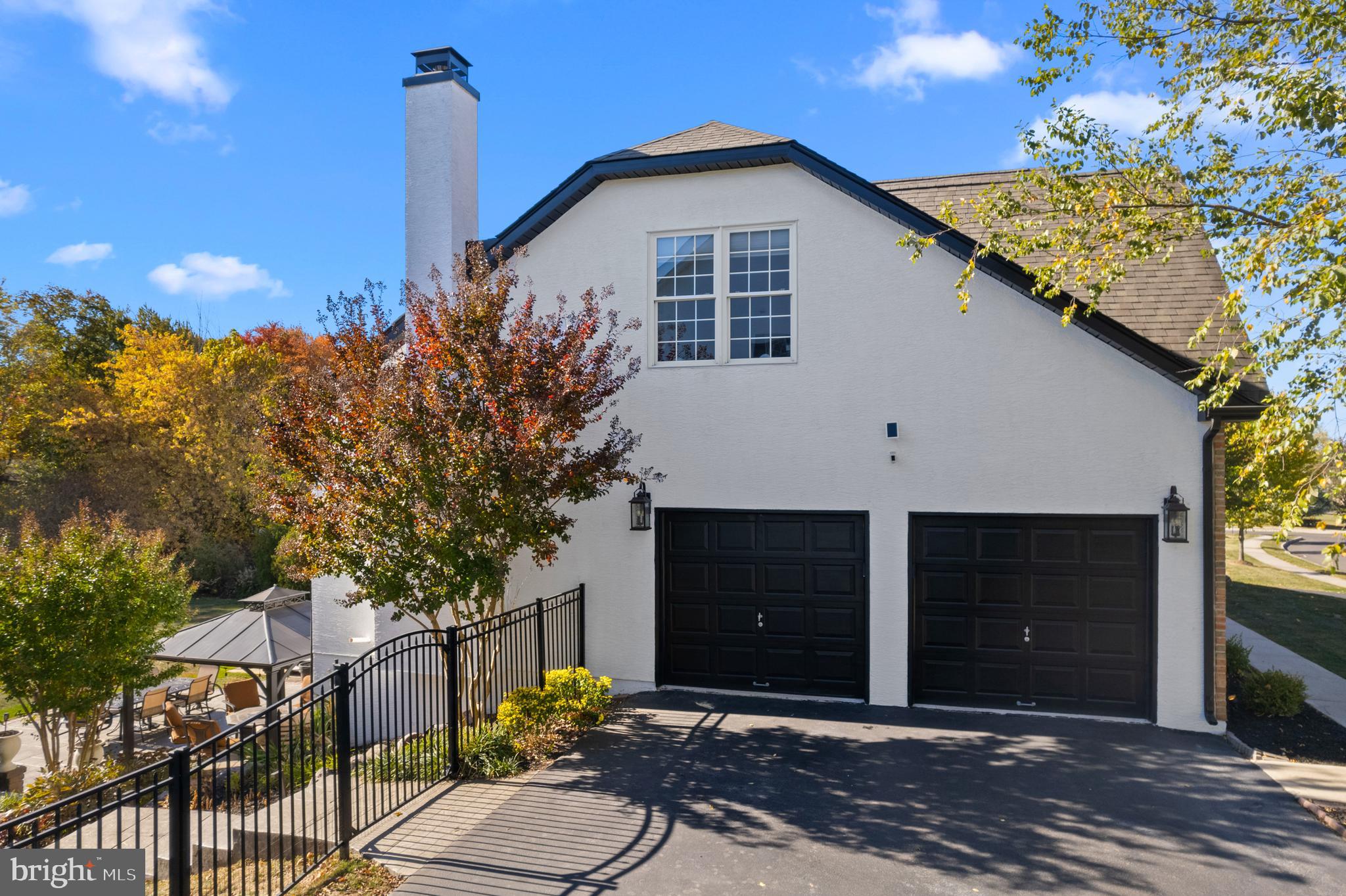 ESTATES AT WARRINGTON RIDGE - Residential