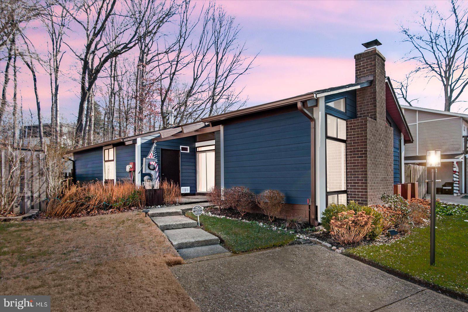 12711 TORRINGTON STREET