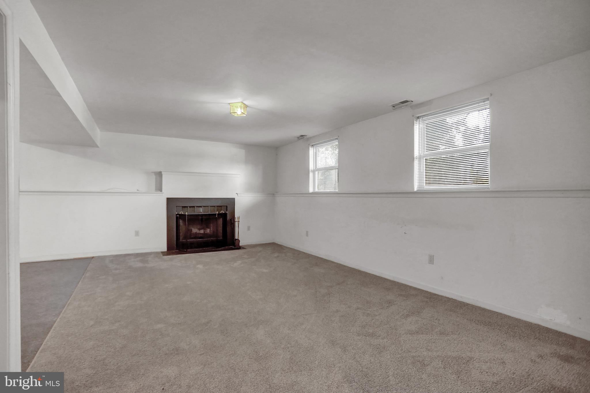 VILLAGE OF PAWNEE - Residential