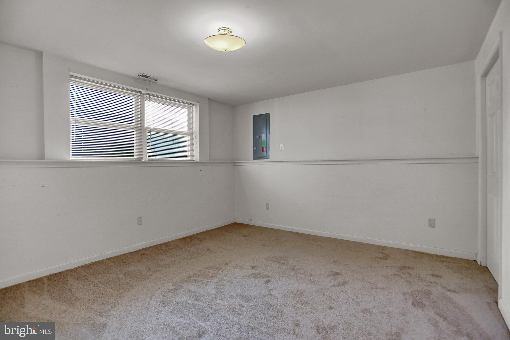 VILLAGE OF PAWNEE - Residential