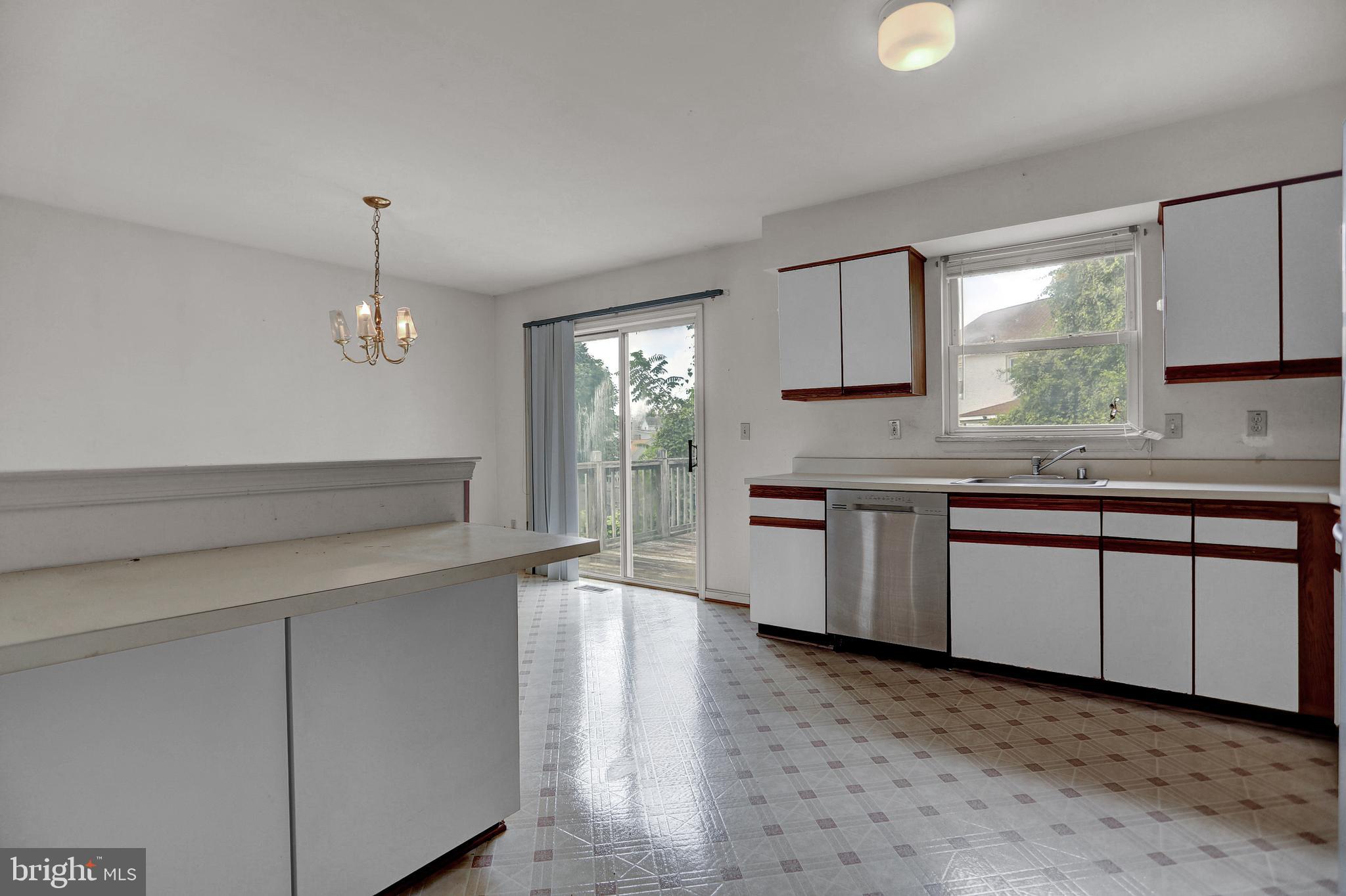 VILLAGE OF PAWNEE - Residential