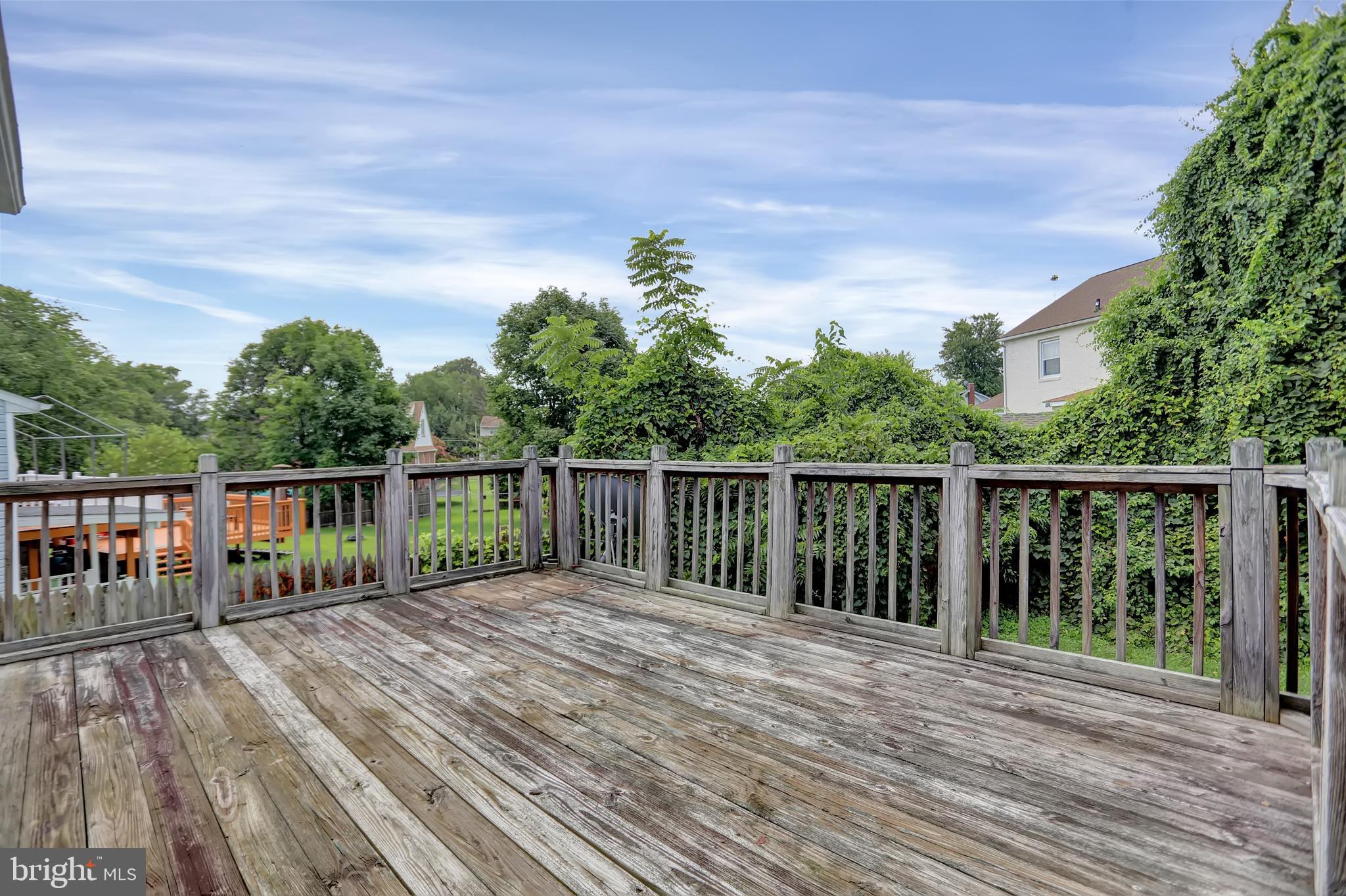 VILLAGE OF PAWNEE - Residential