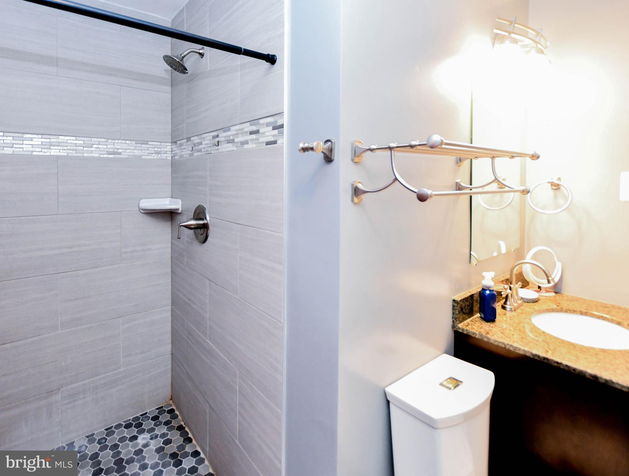 WOODBERRY FOREST - Residential