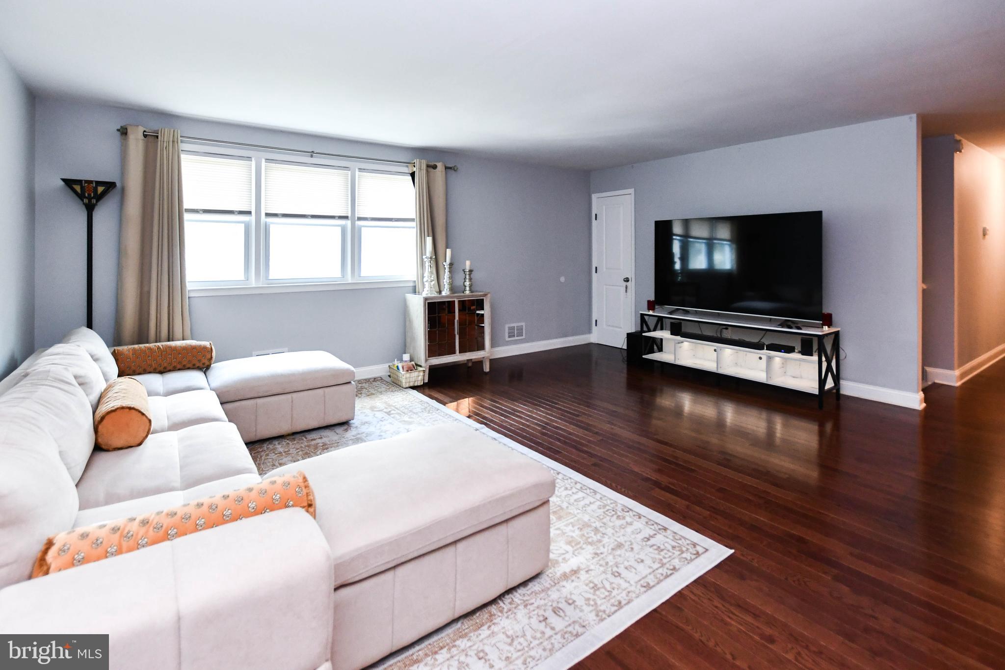 WOODBERRY FOREST - Residential