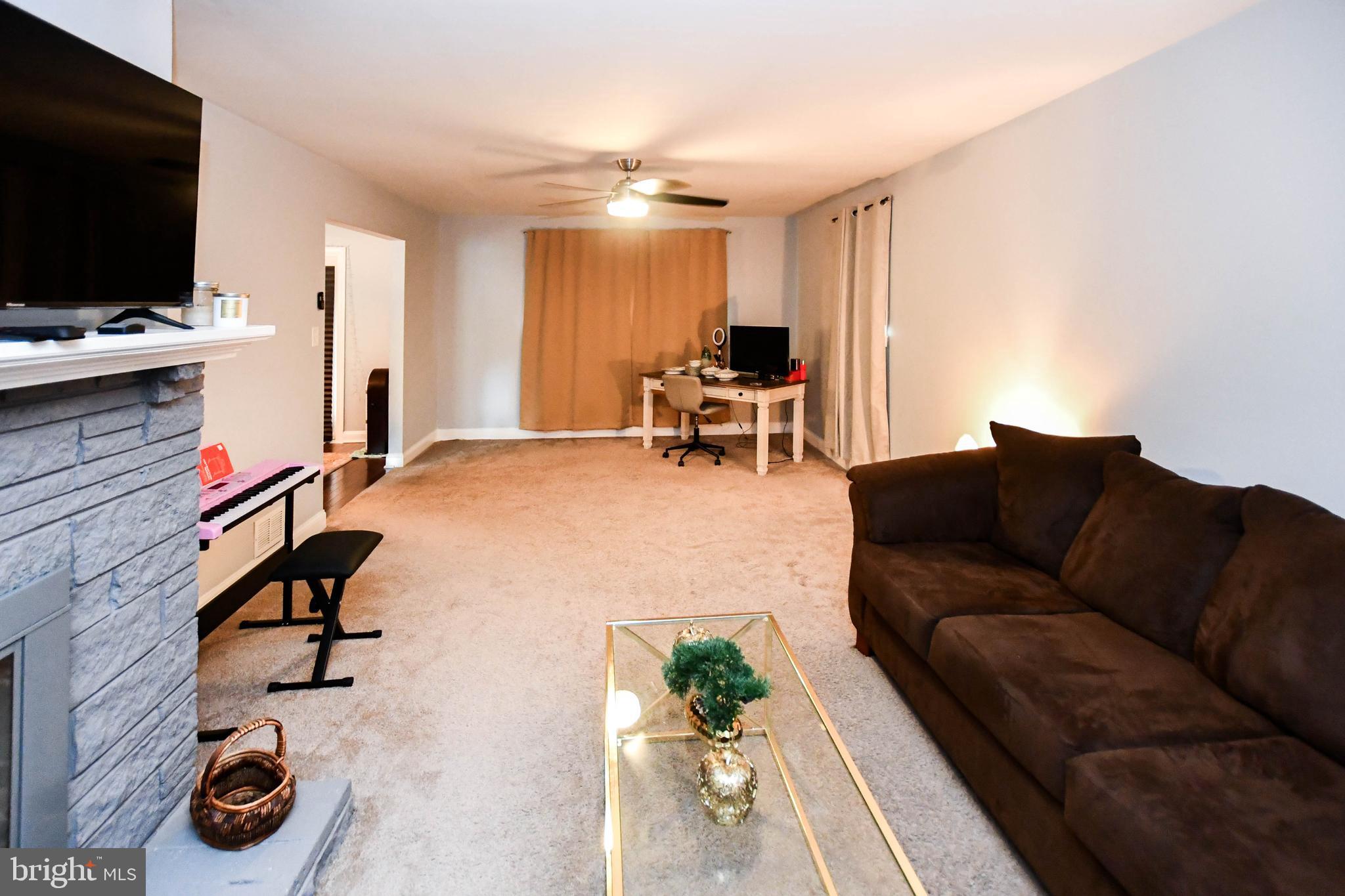 WOODBERRY FOREST - Residential