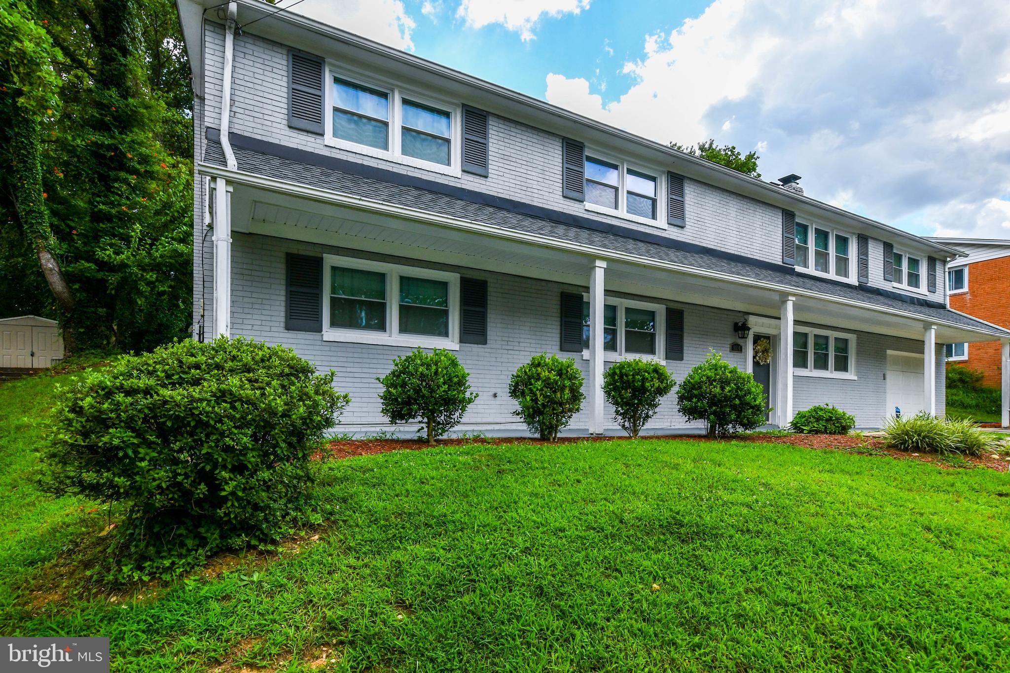 WOODBERRY FOREST - Residential