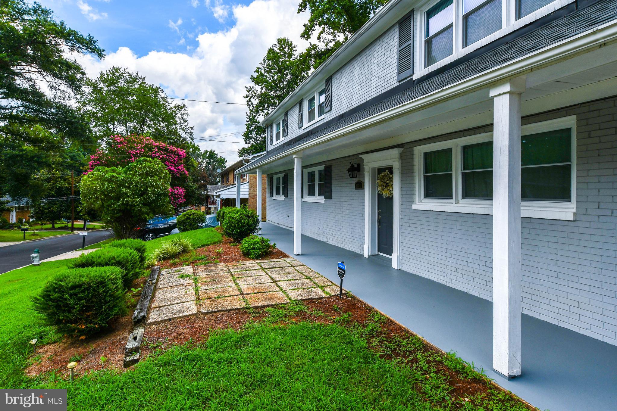 WOODBERRY FOREST - Residential