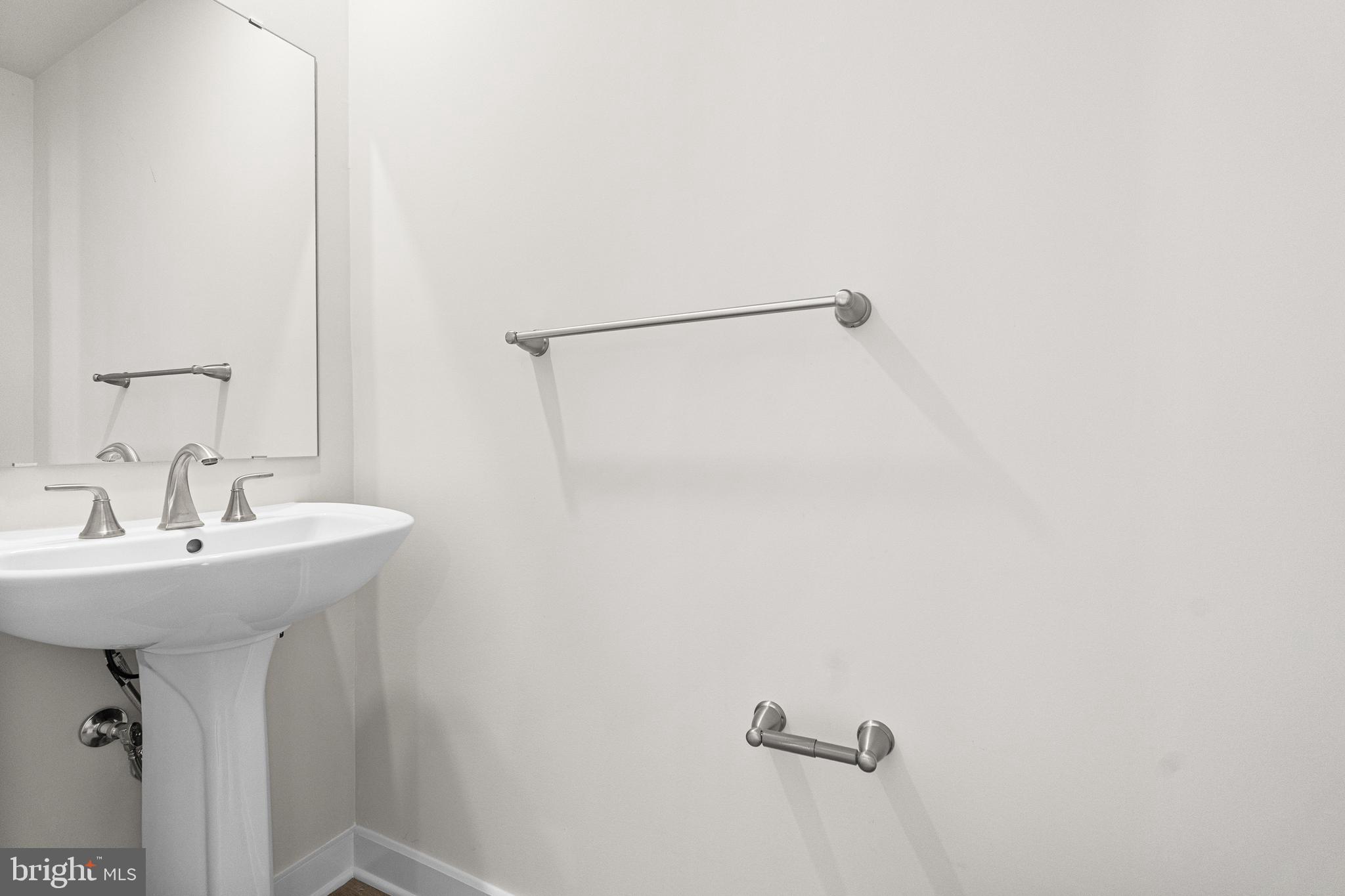 HUNTWELL WEST - Residential