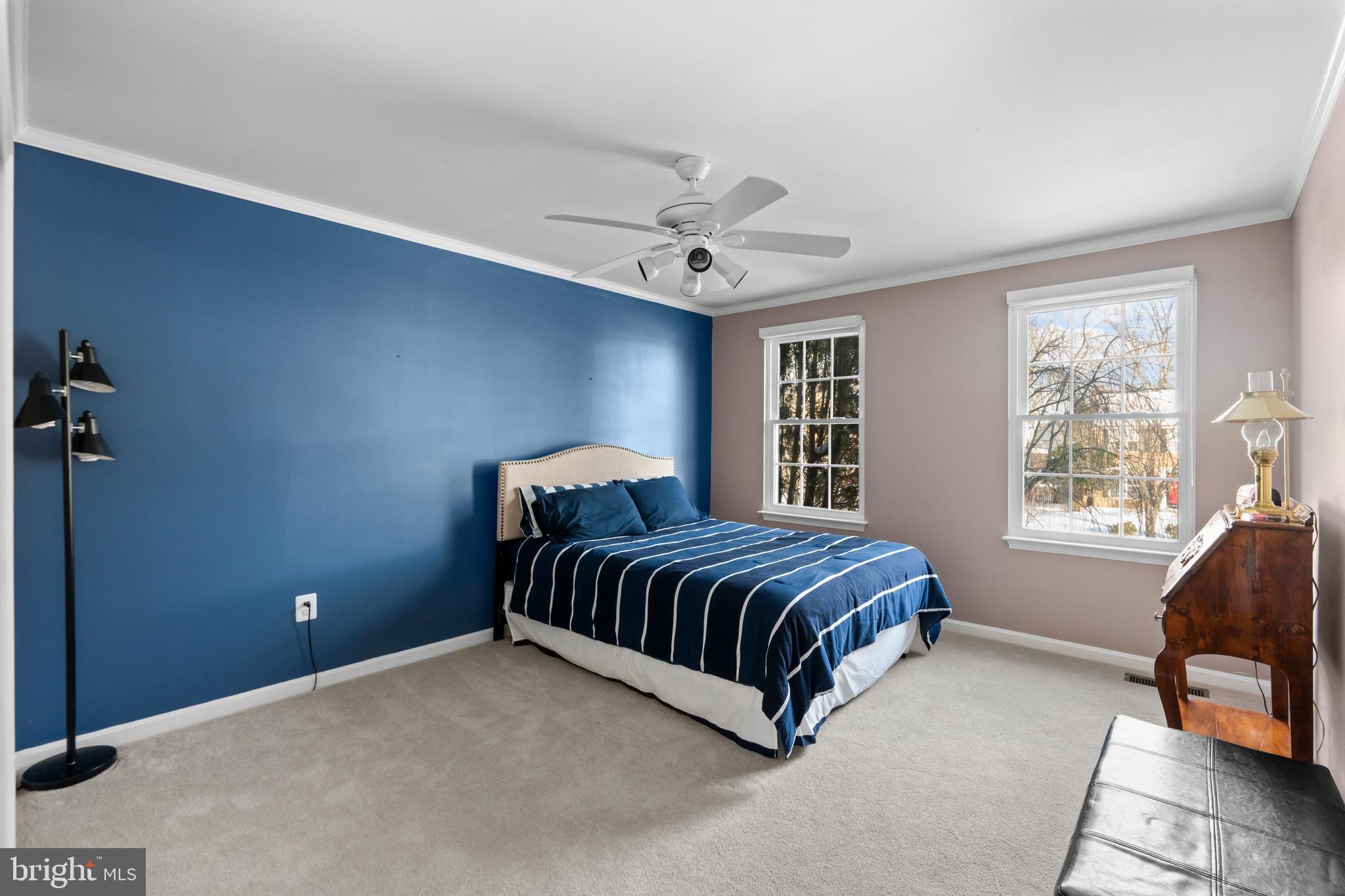 ASHBURN FARM - Residential