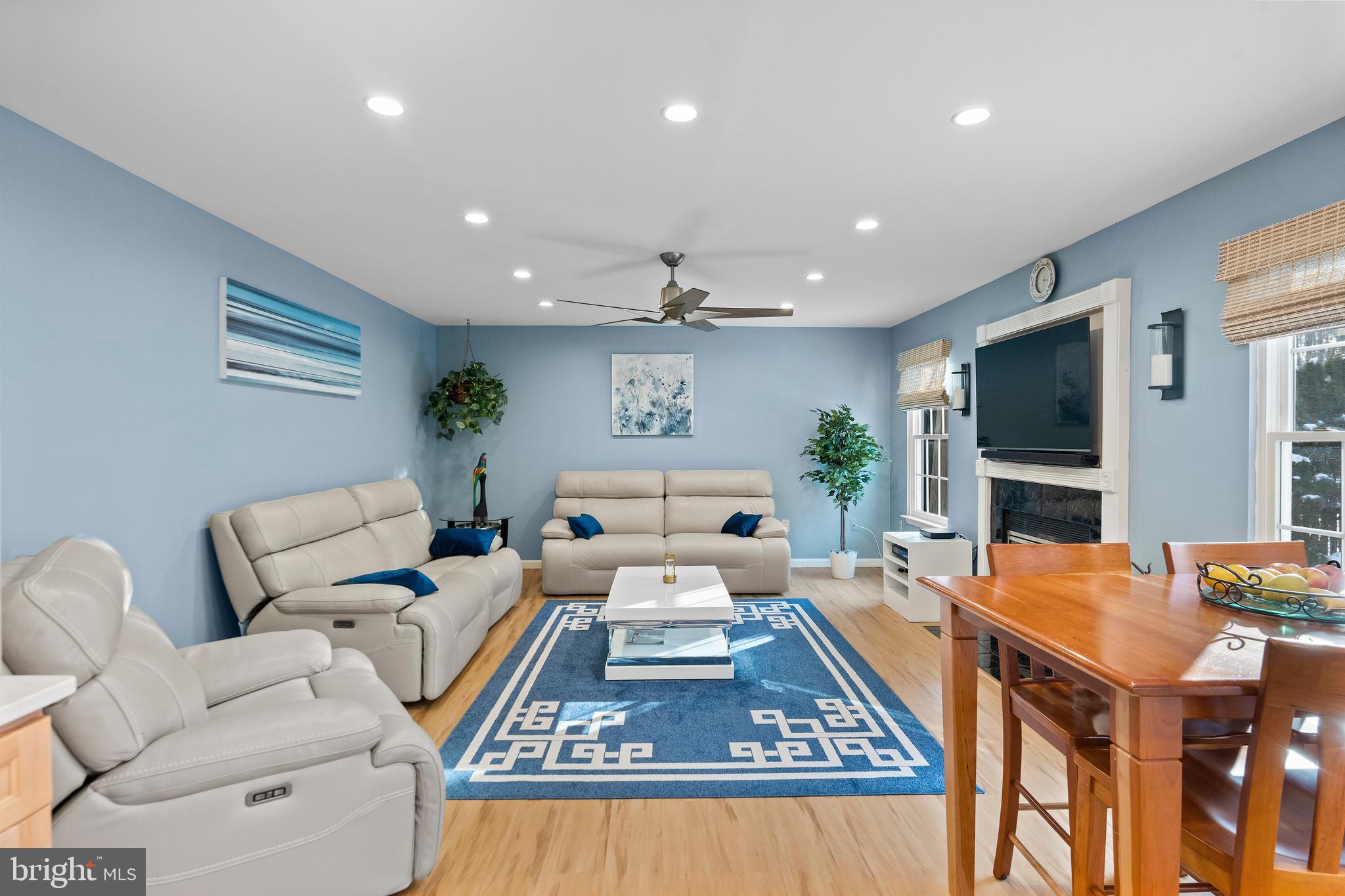 ASHBURN FARM - Residential