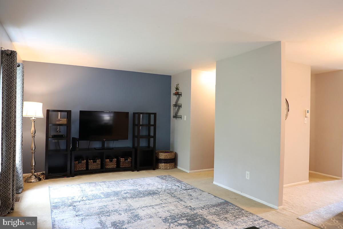 CROFTON VILLAGE - Residential