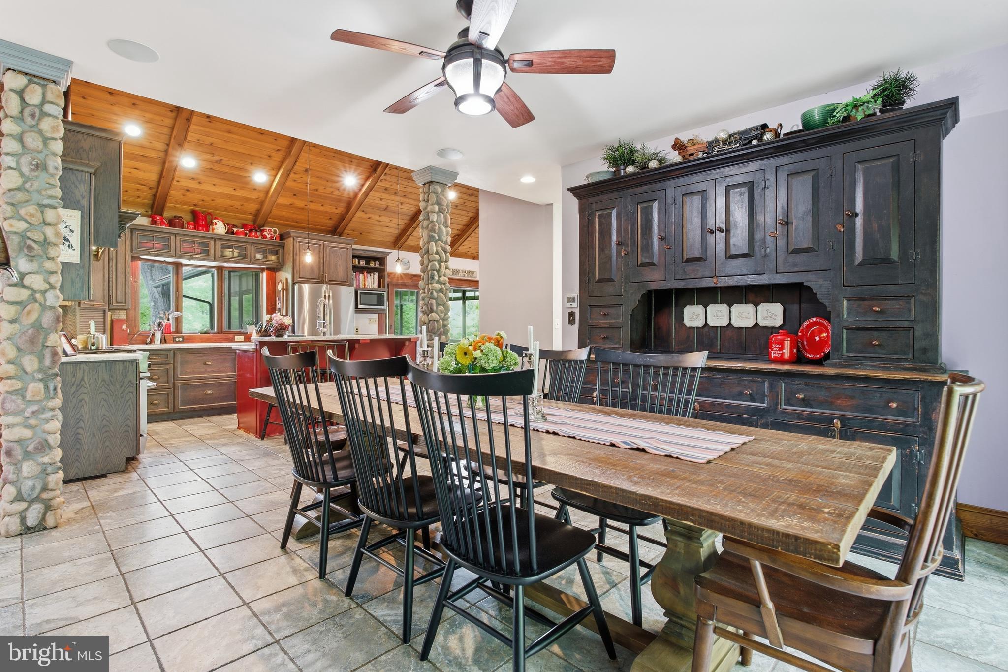 SUNSHINE ACRES - Residential