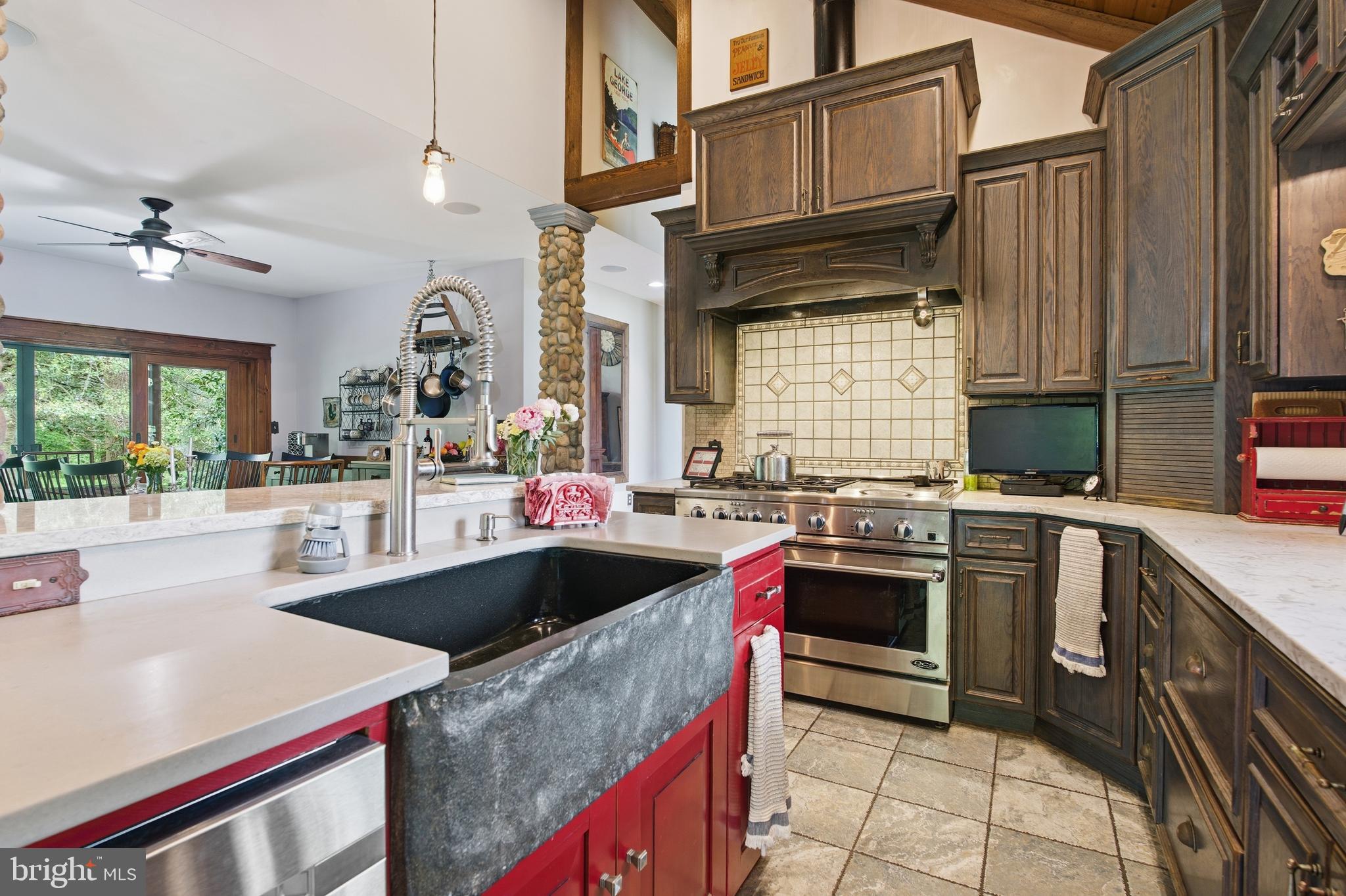 SUNSHINE ACRES - Residential