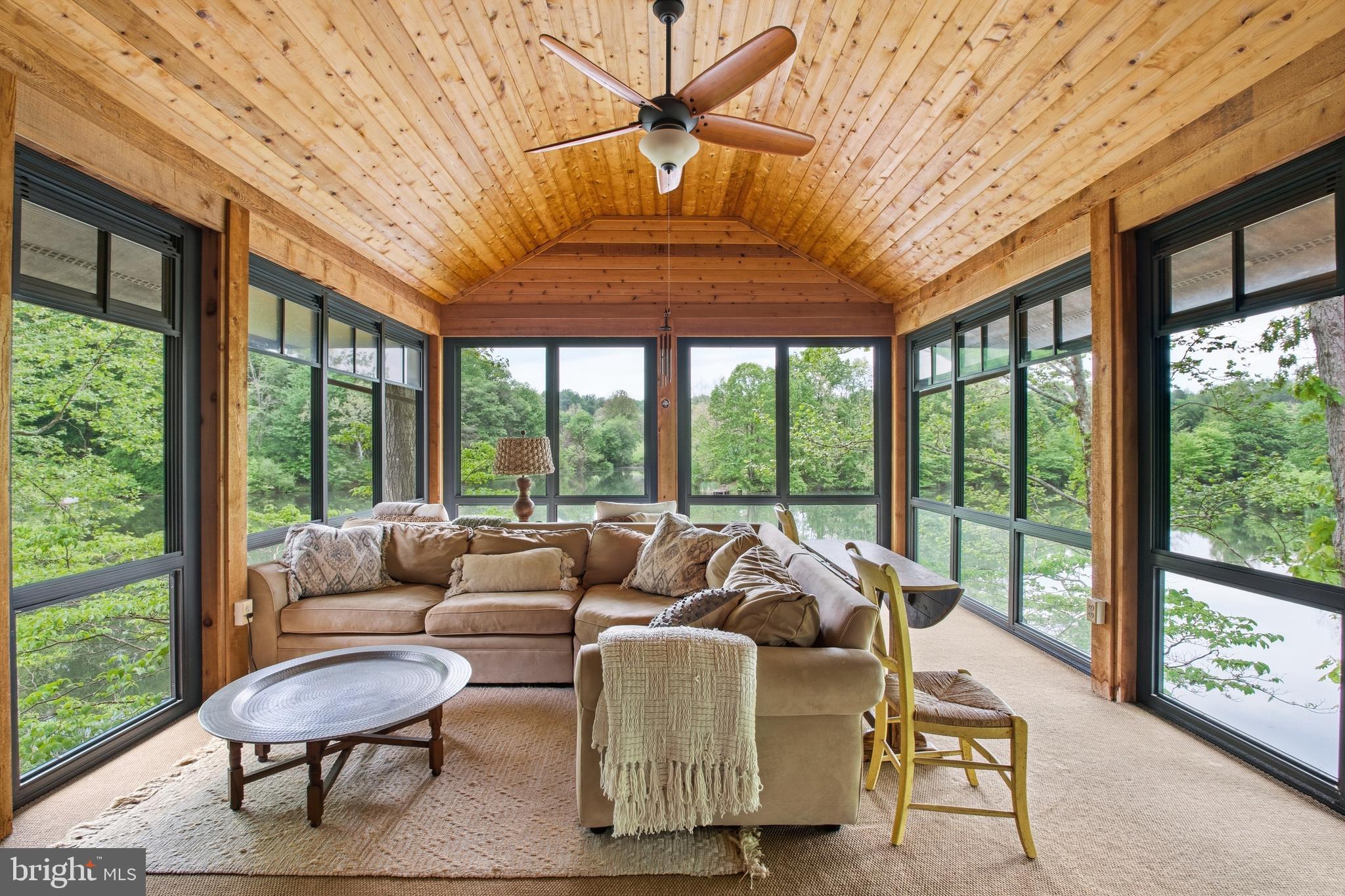 SUNSHINE ACRES - Residential