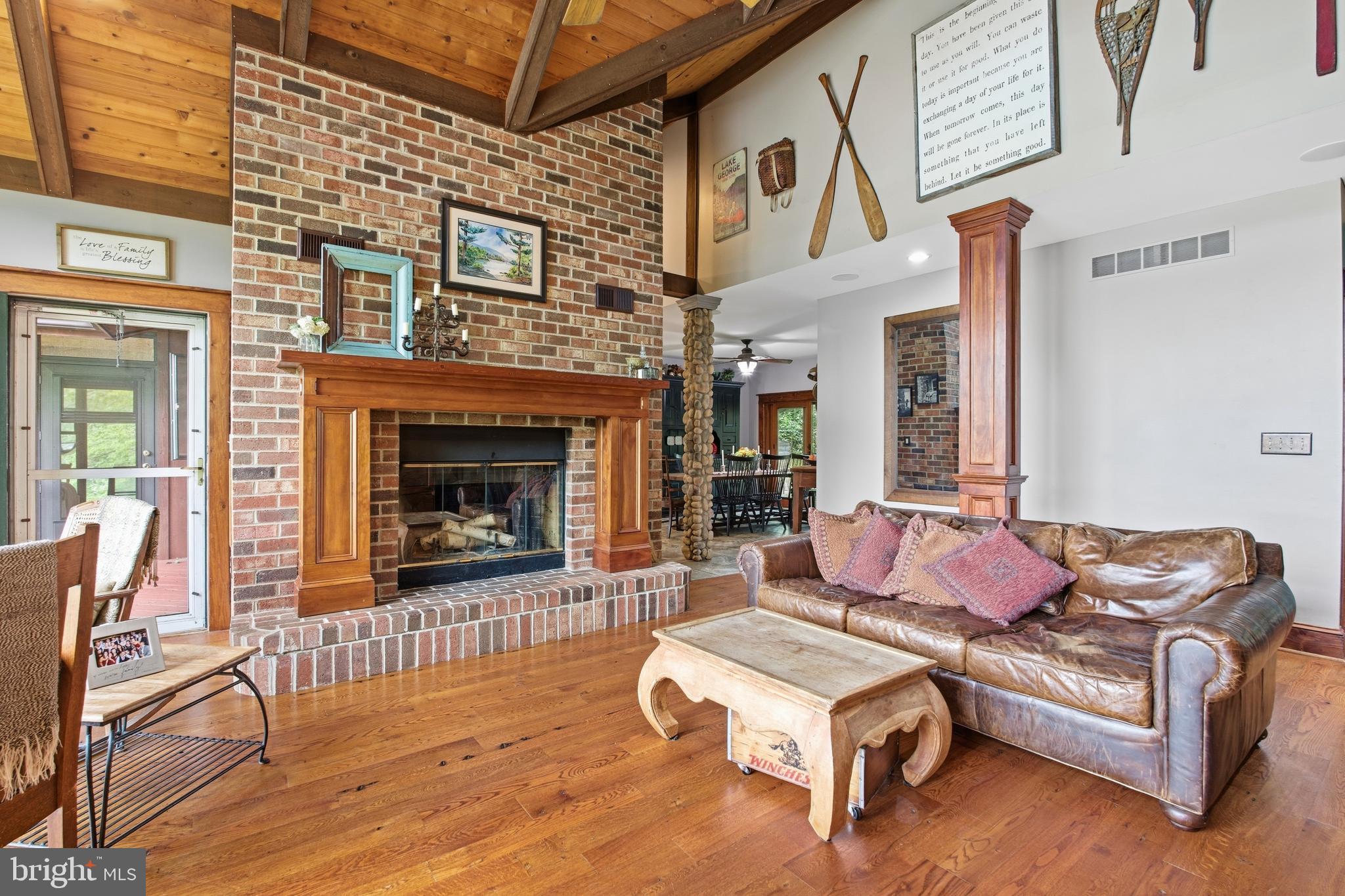 SUNSHINE ACRES - Residential