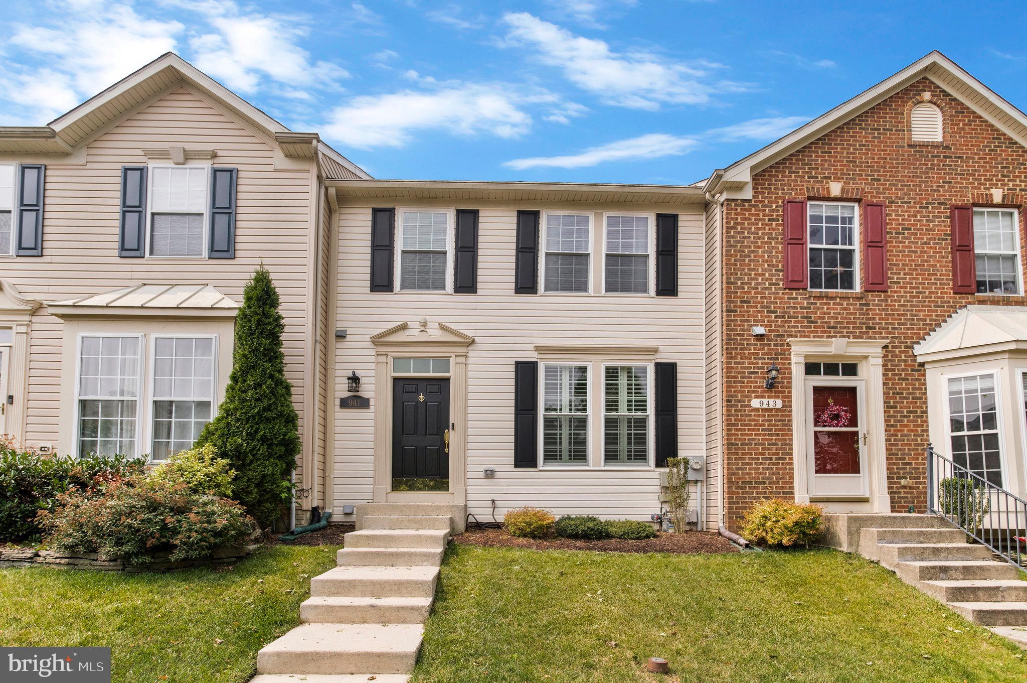 PINEY ORCHARD - Residential