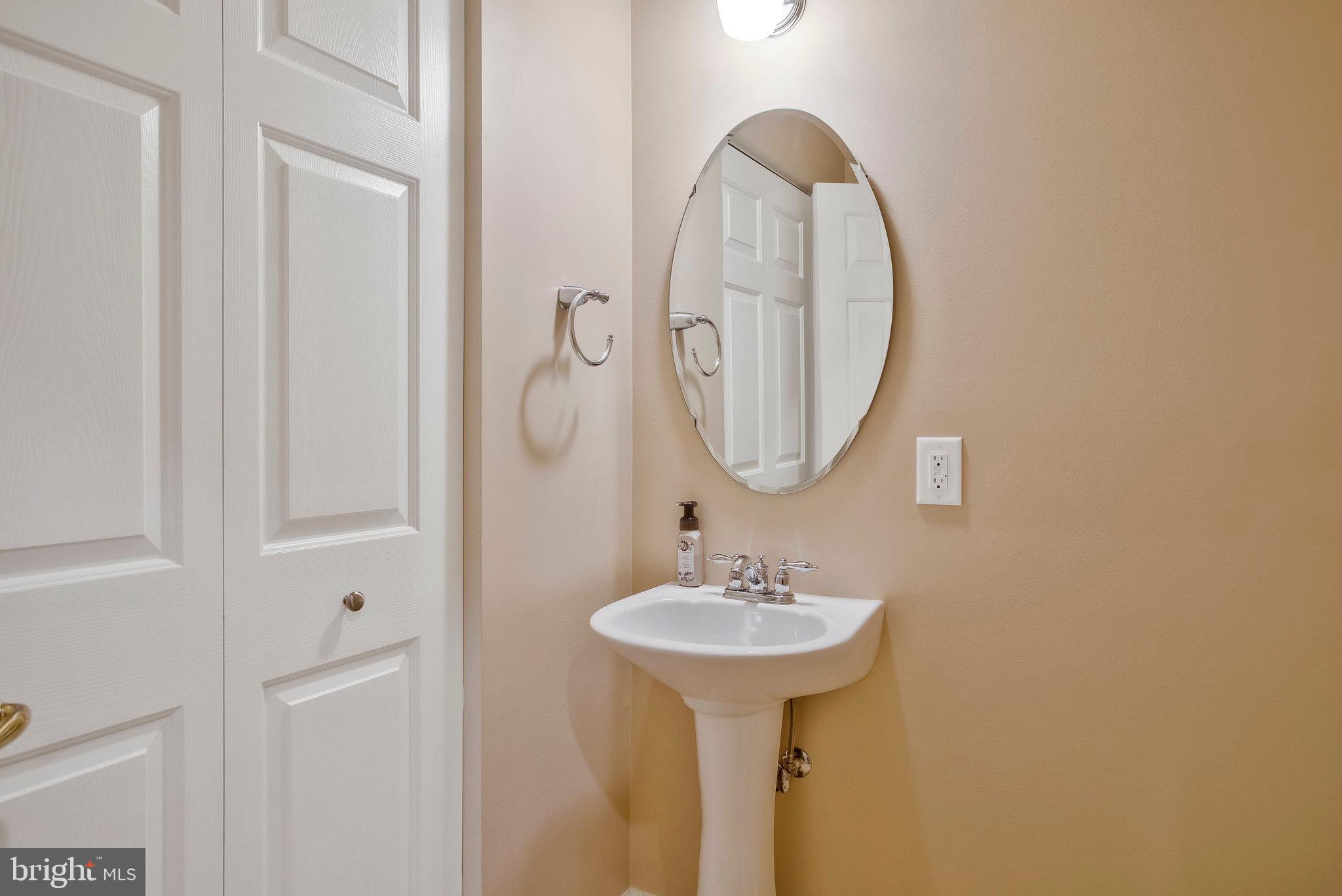 PINEY ORCHARD - Residential