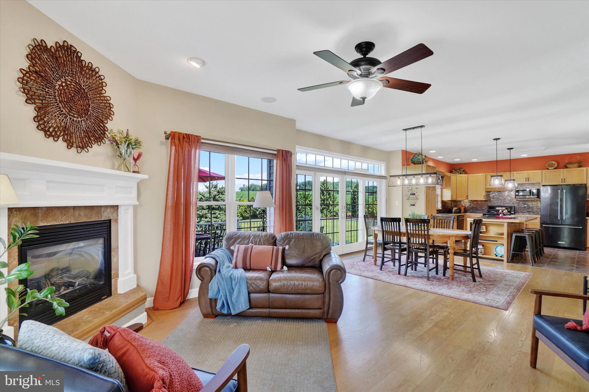 PLEASANT VALLEY GOLF COURSE - Residential