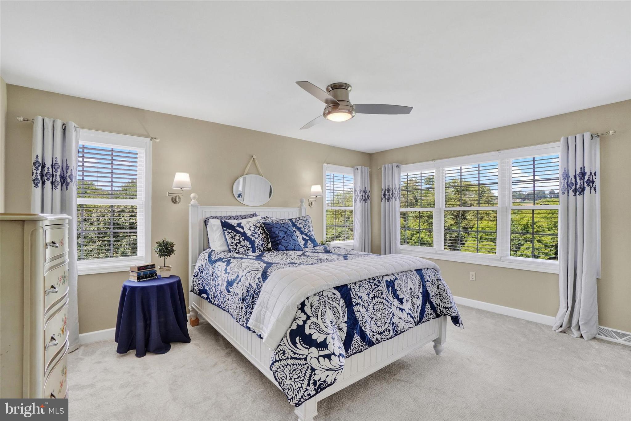 PLEASANT VALLEY GOLF COURSE - Residential