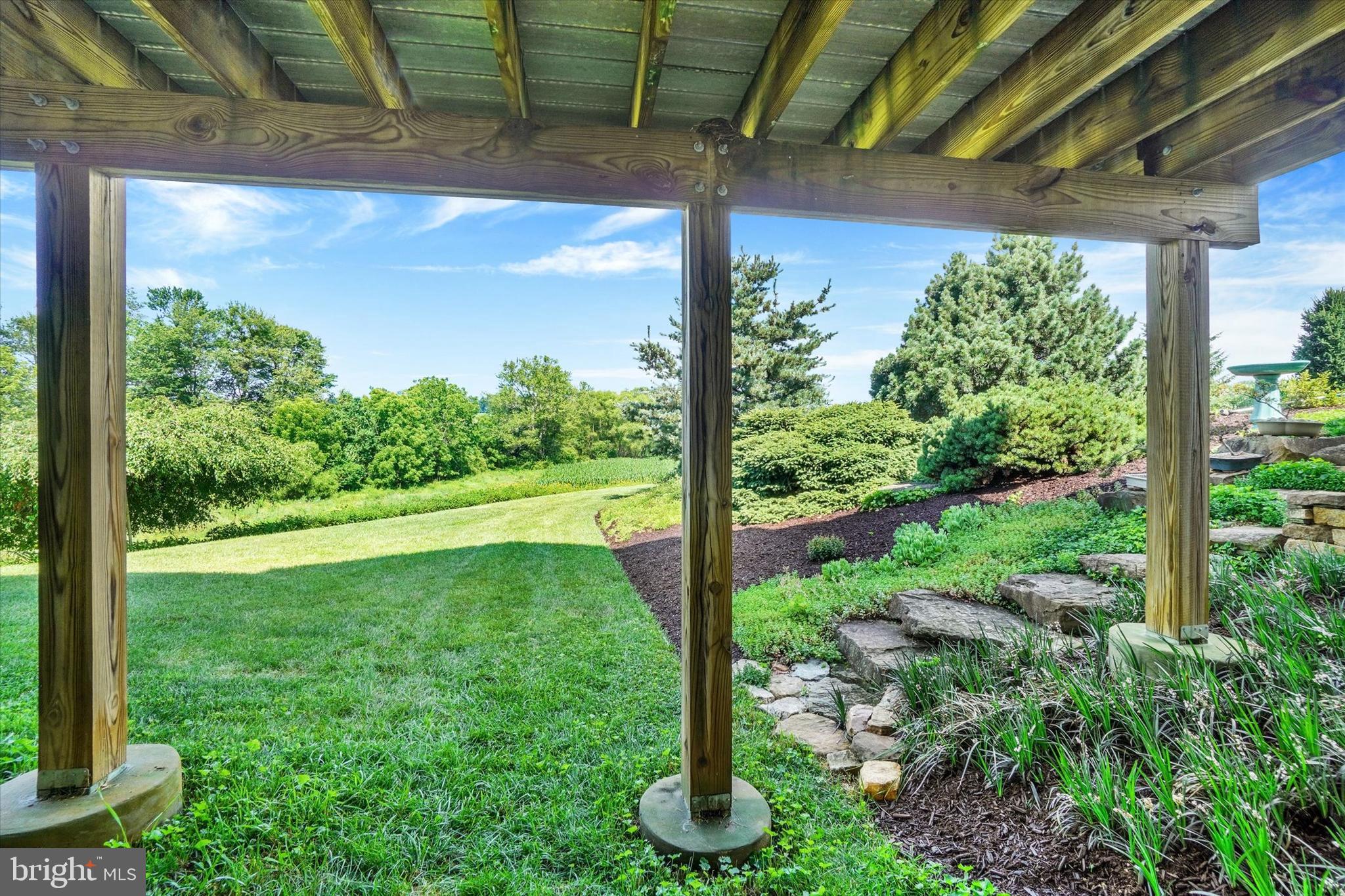 PLEASANT VALLEY GOLF COURSE - Residential