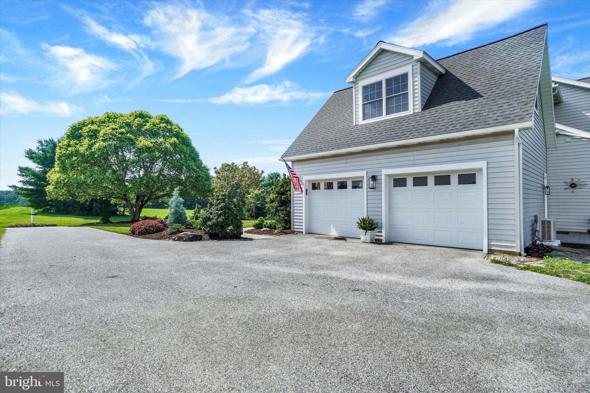 PLEASANT VALLEY GOLF COURSE - Residential