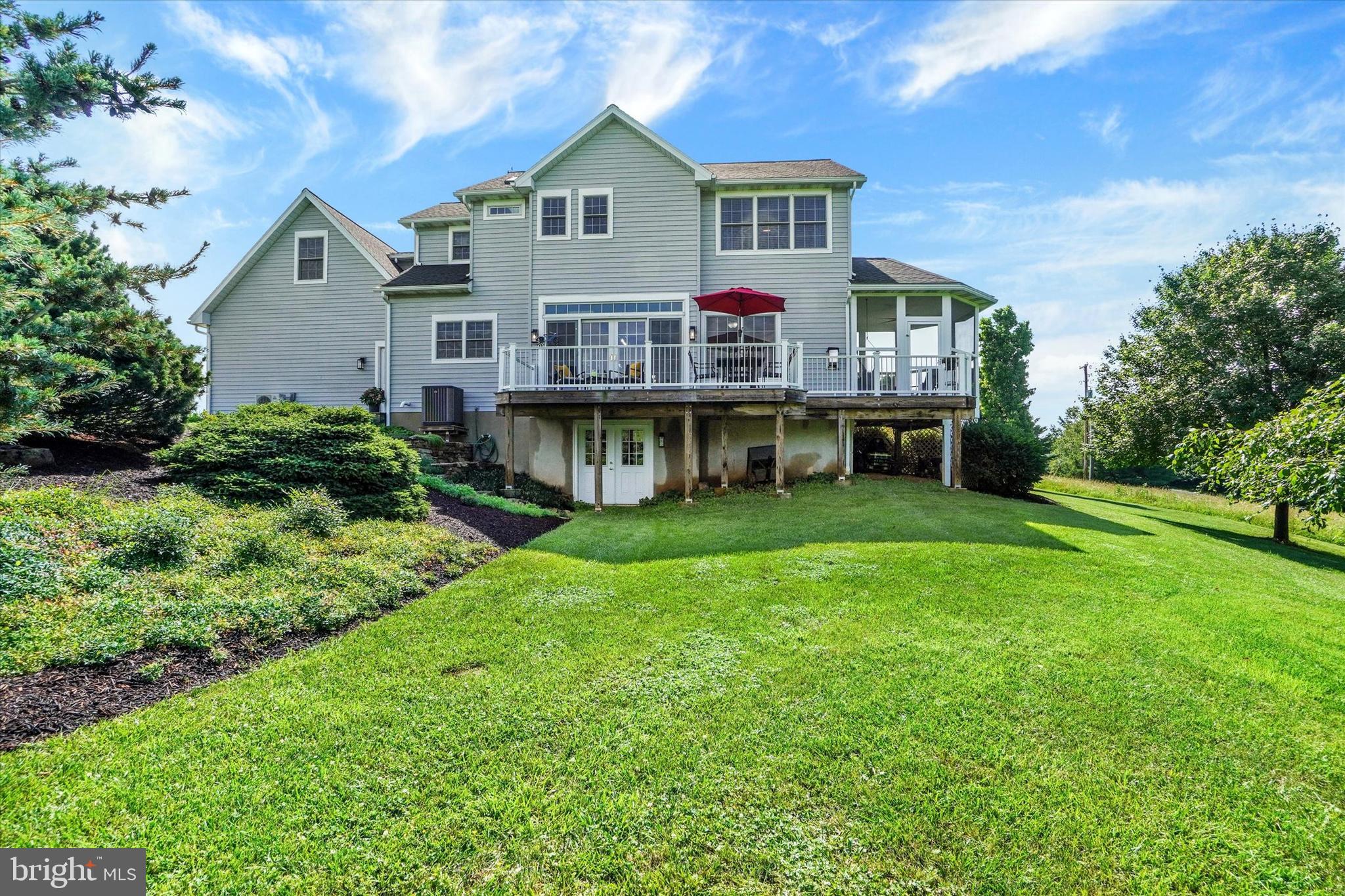 PLEASANT VALLEY GOLF COURSE - Residential