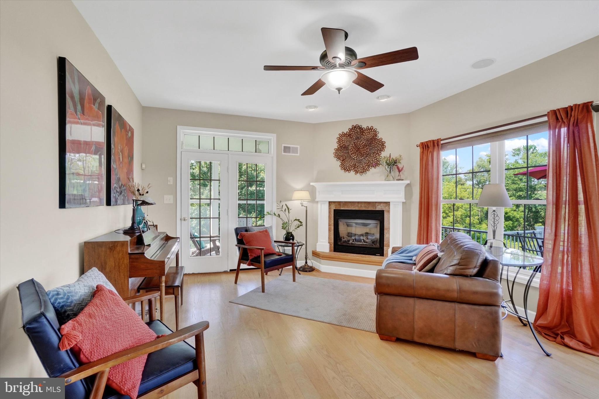 PLEASANT VALLEY GOLF COURSE - Residential