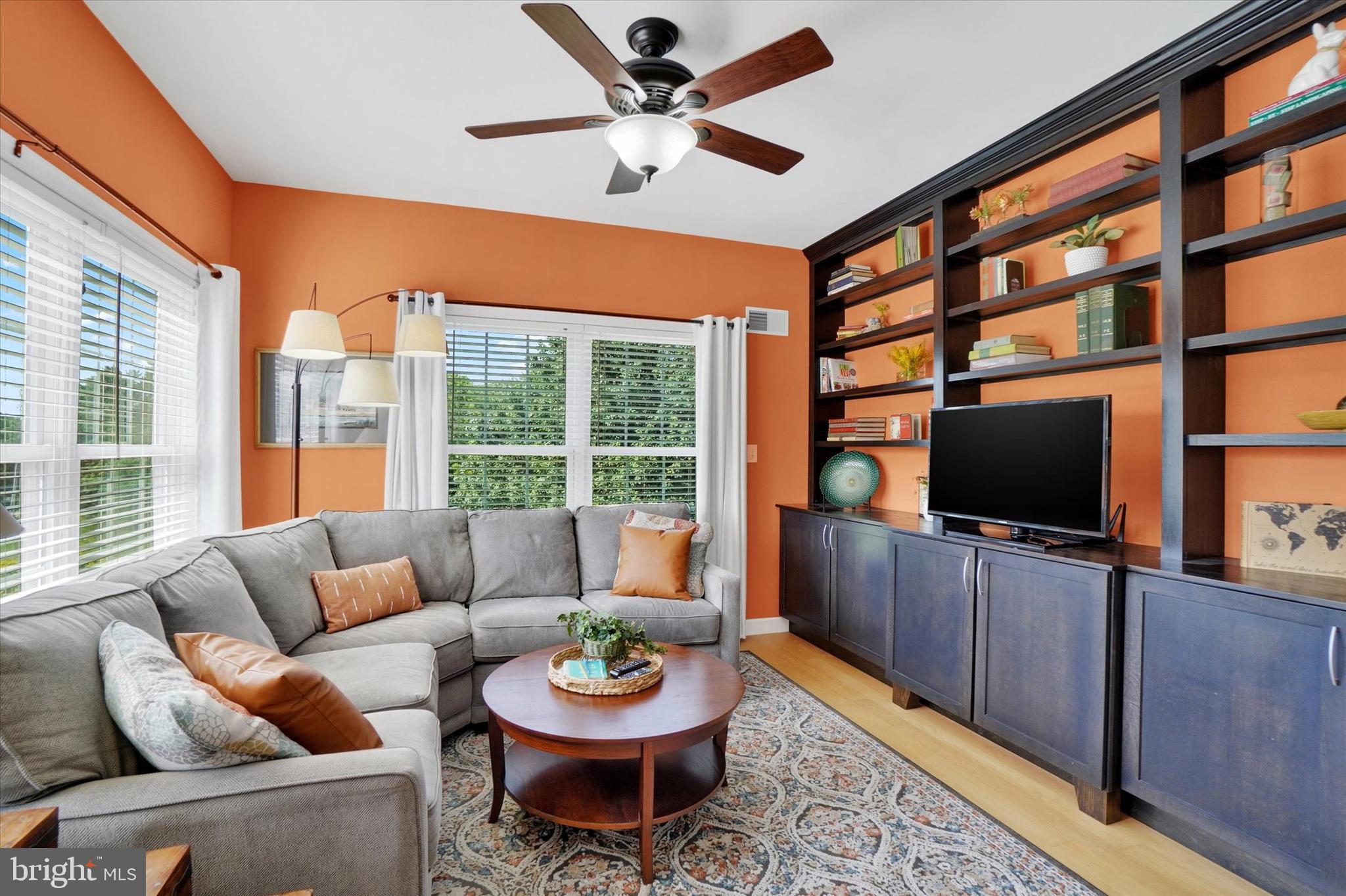 PLEASANT VALLEY GOLF COURSE - Residential